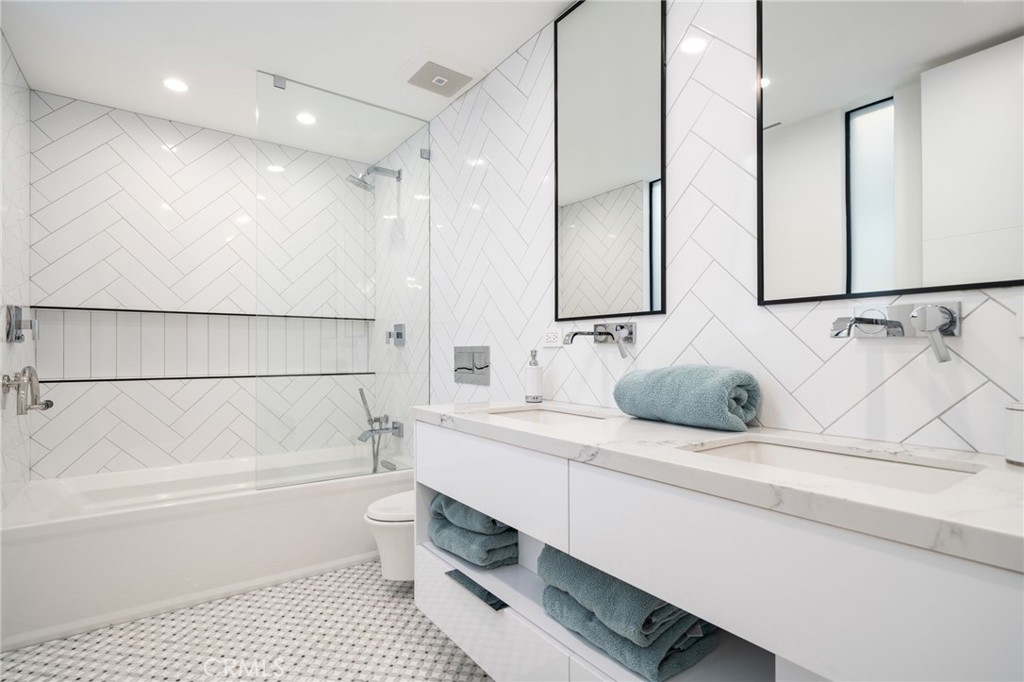 25 Clancy Lane Estates