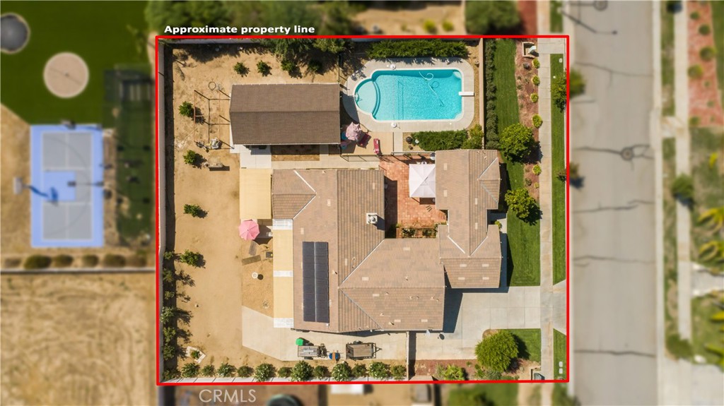 275 Mahogany Street