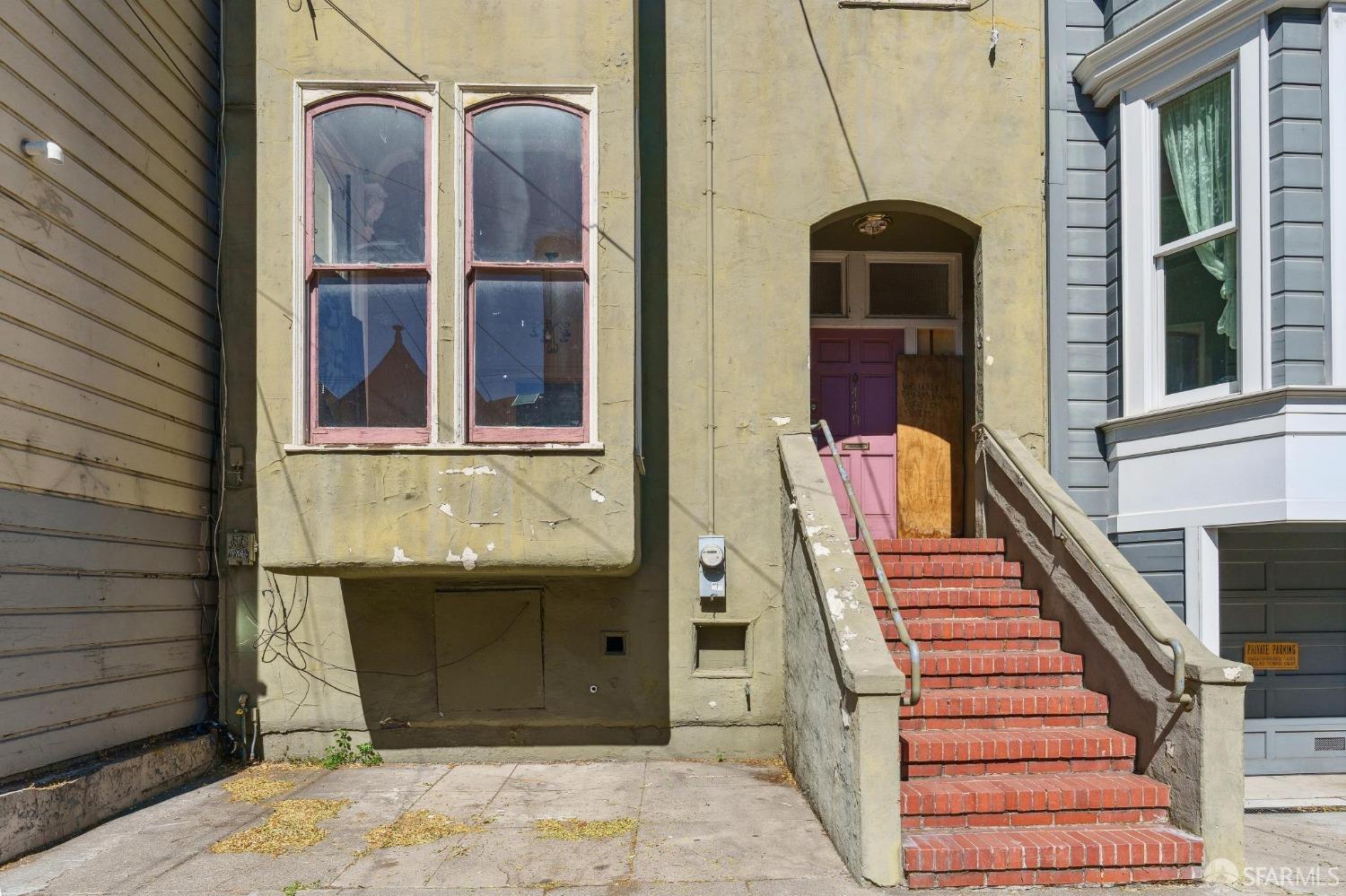 440 Waller Street