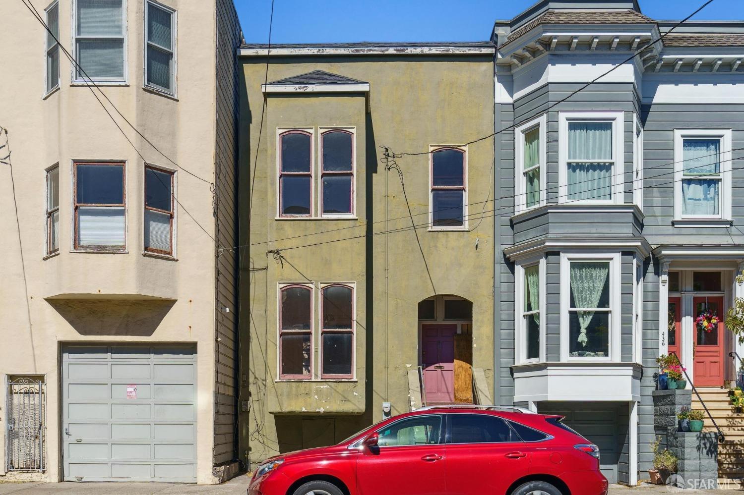 440 Waller Street
