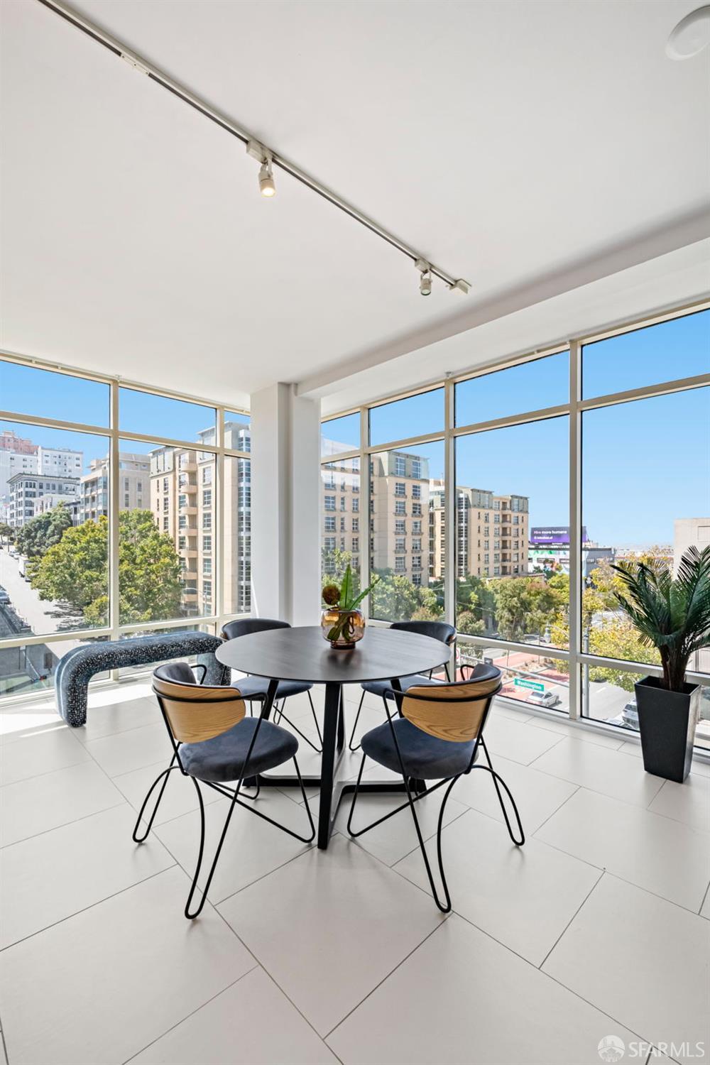 1868 Van Ness Avenue # 502