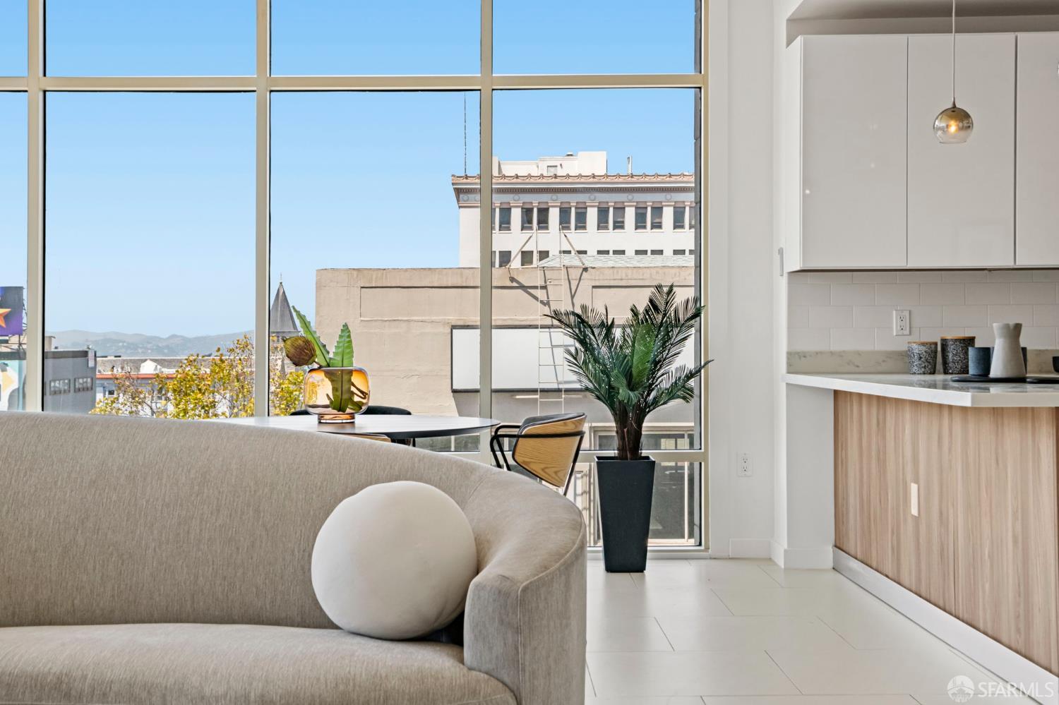 1868 Van Ness Avenue # 502