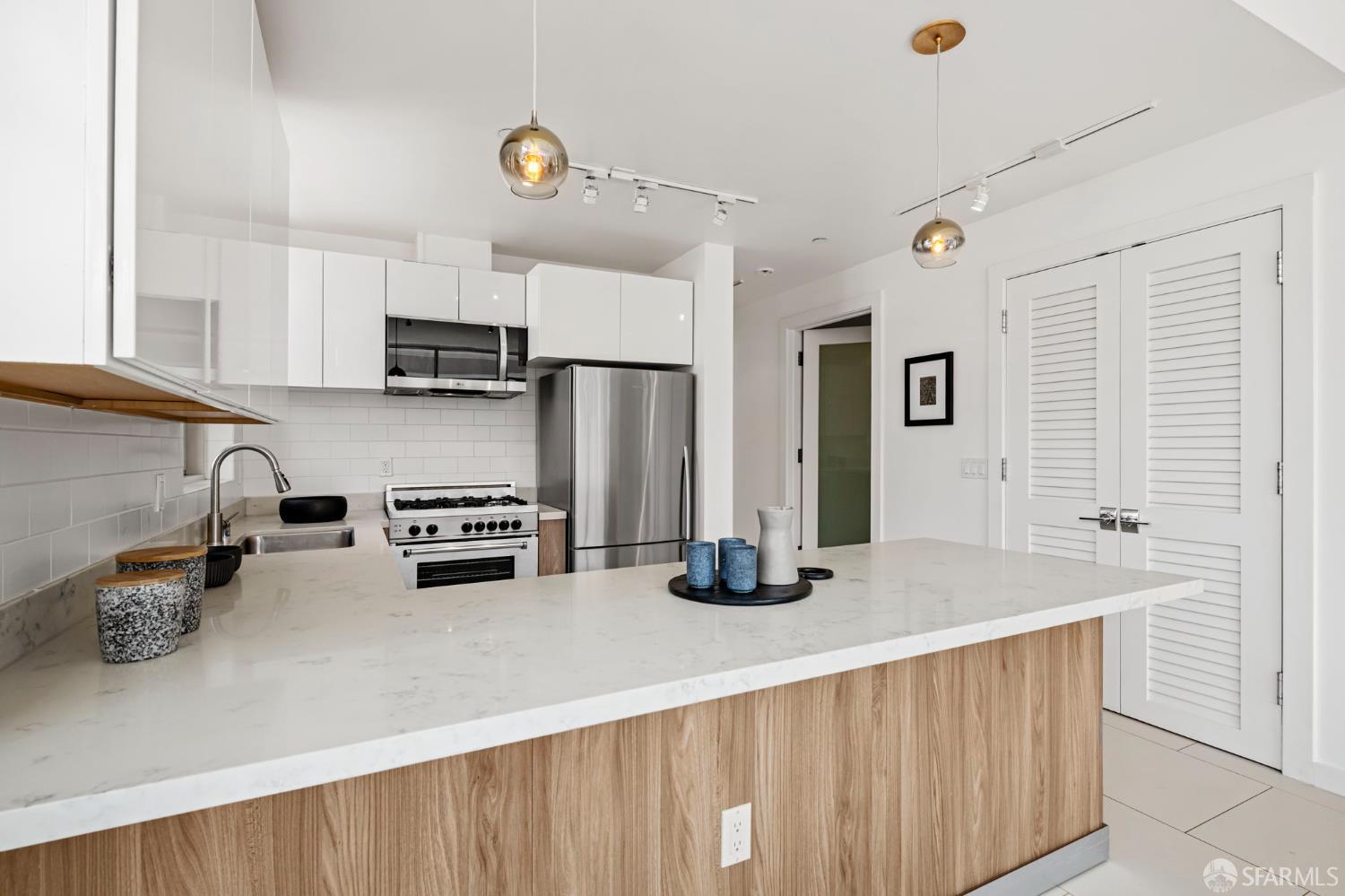 1868 Van Ness Avenue # 502
