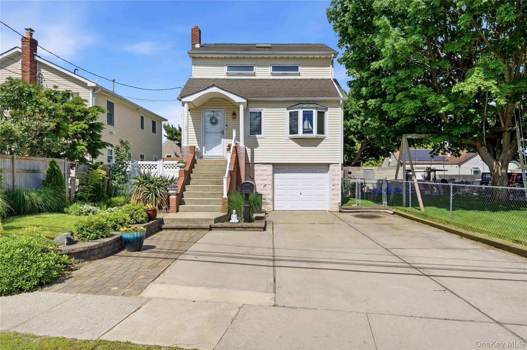 107 E Shore Road