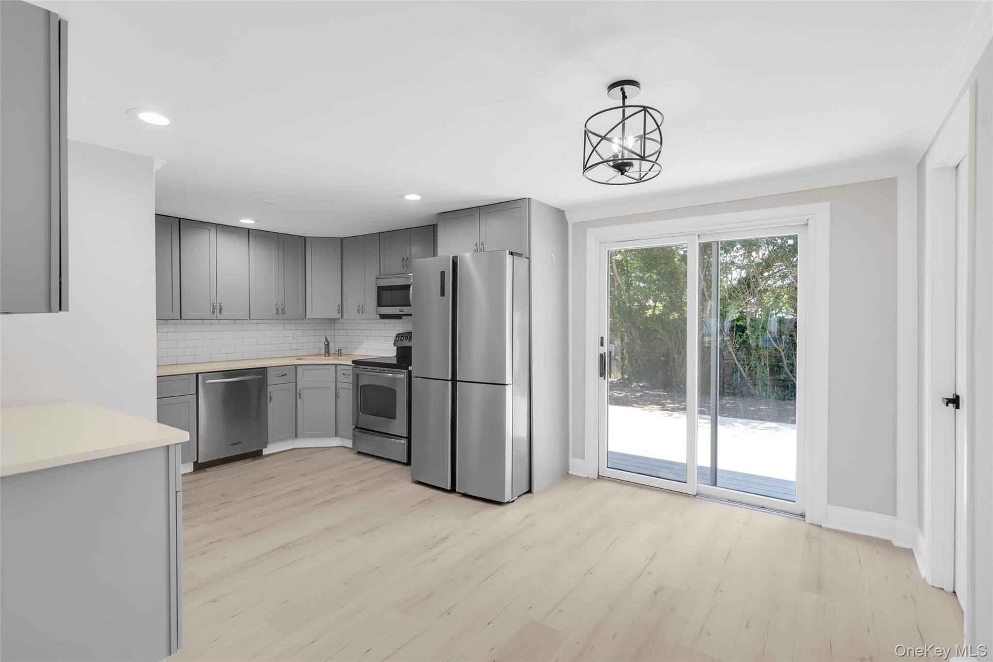 29 Pitchpine Place