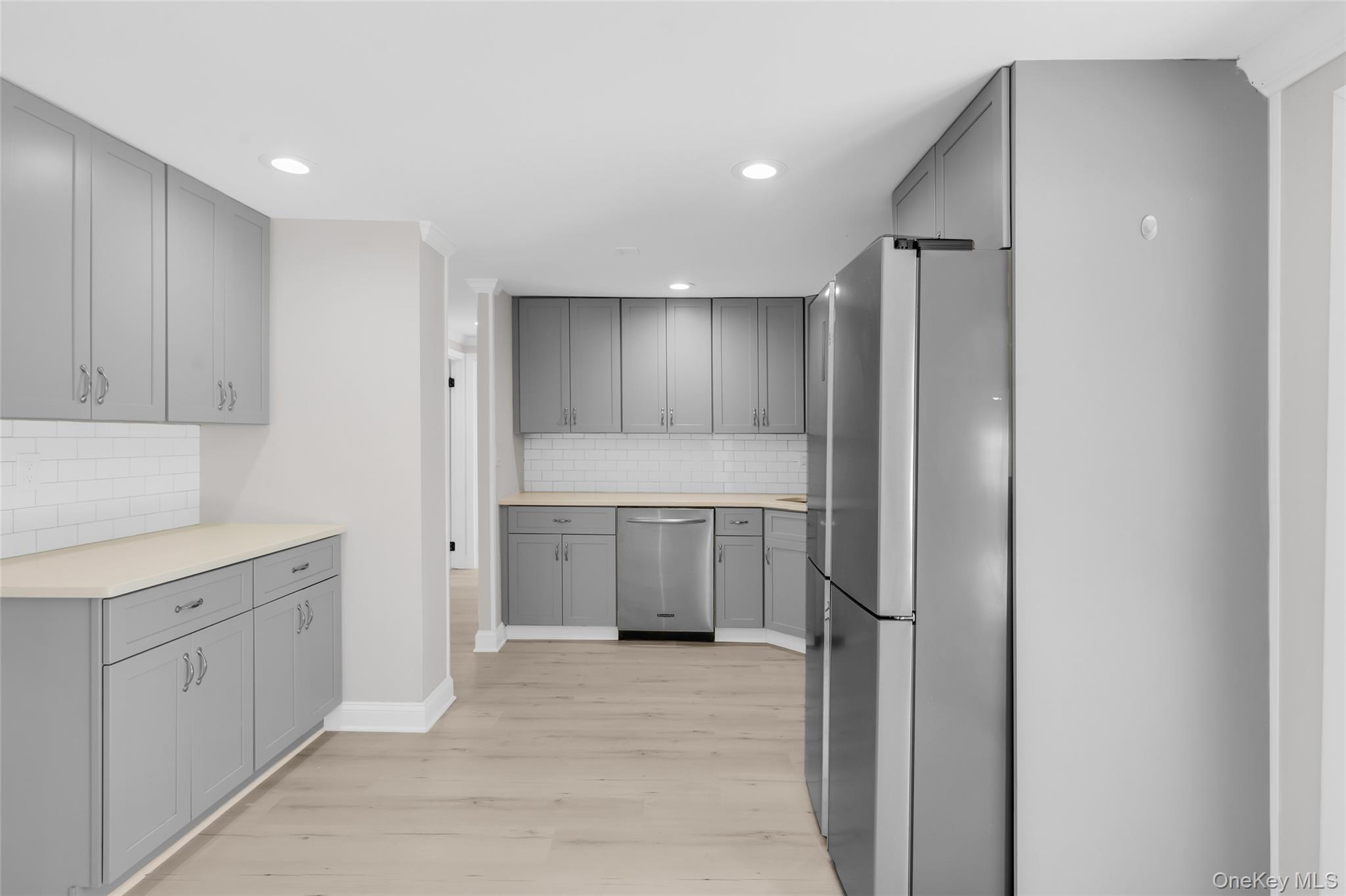 29 Pitchpine Place
