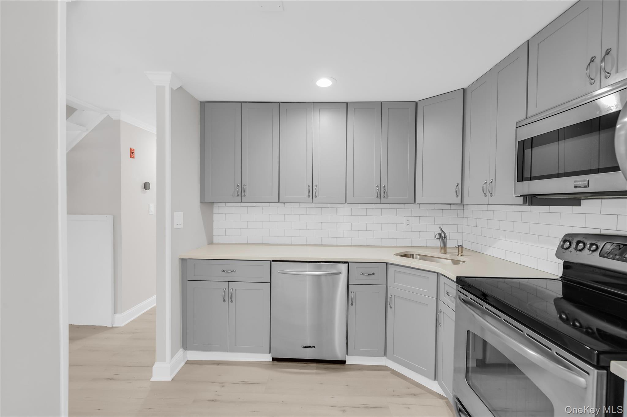 29 Pitchpine Place
