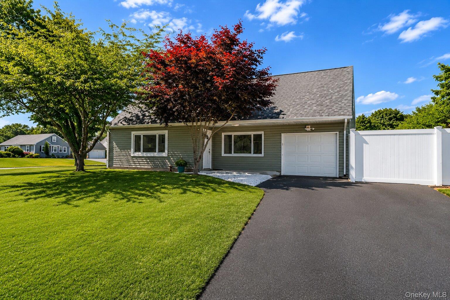29 Pitchpine Place