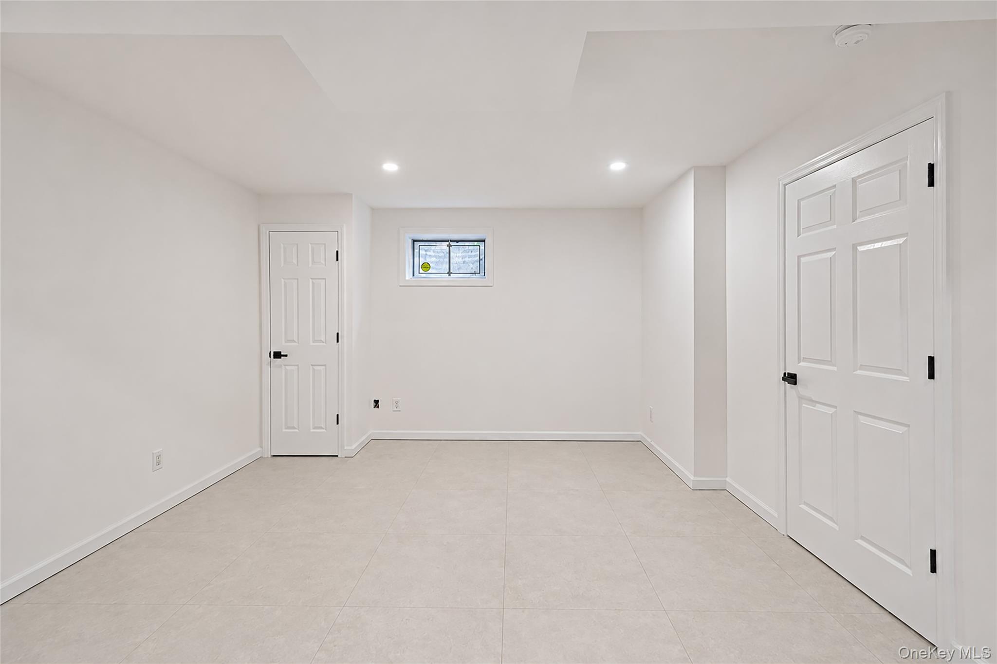 17 Esplanade Drive