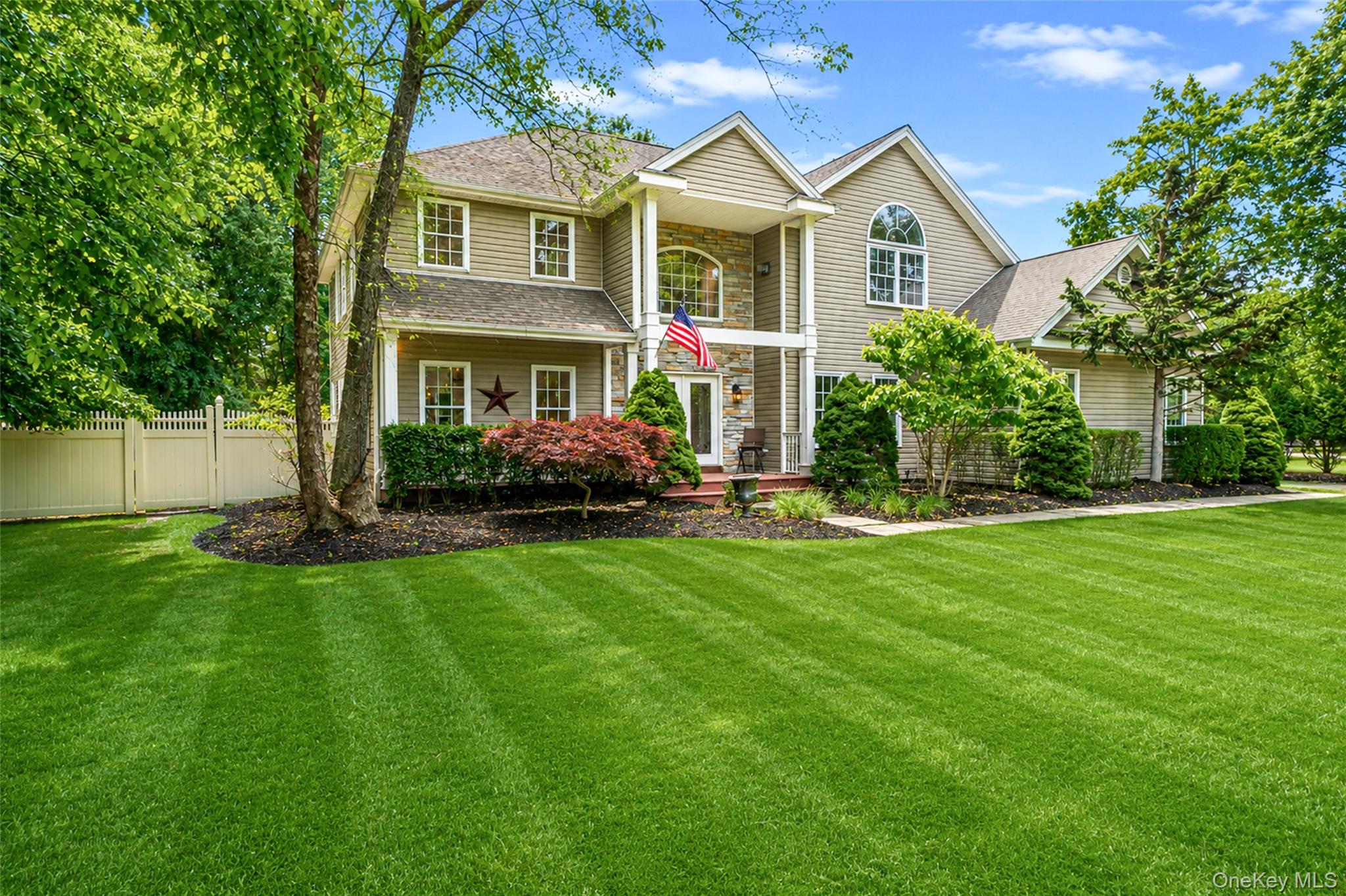 17 Esplanade Drive