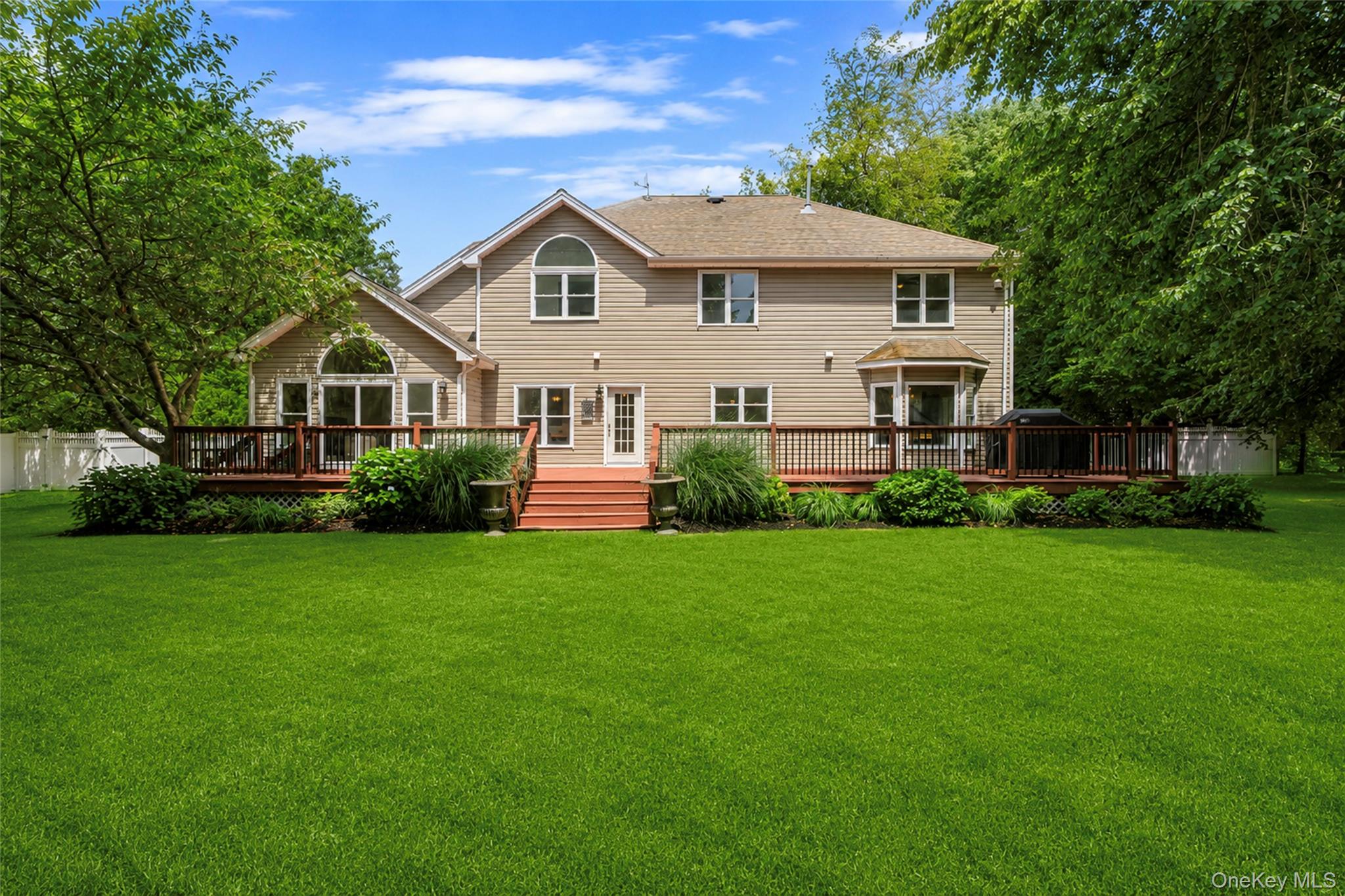 17 Esplanade Drive