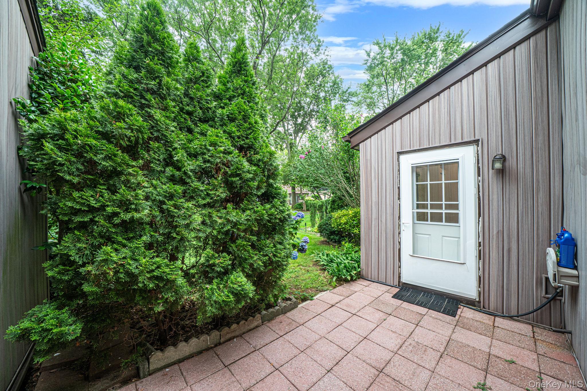 194 Strathmore Gate Drive