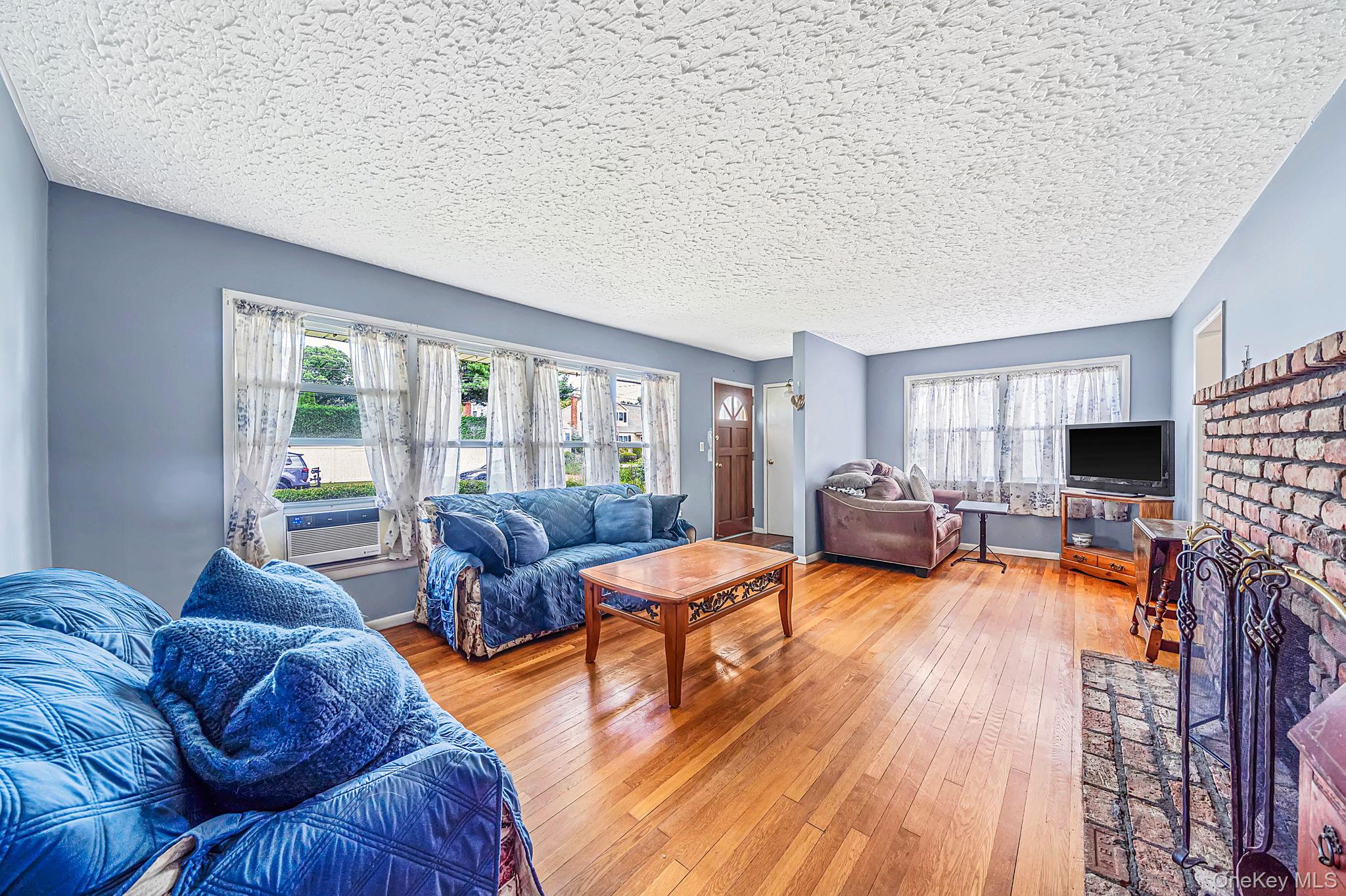 92 Parkhill Avenue