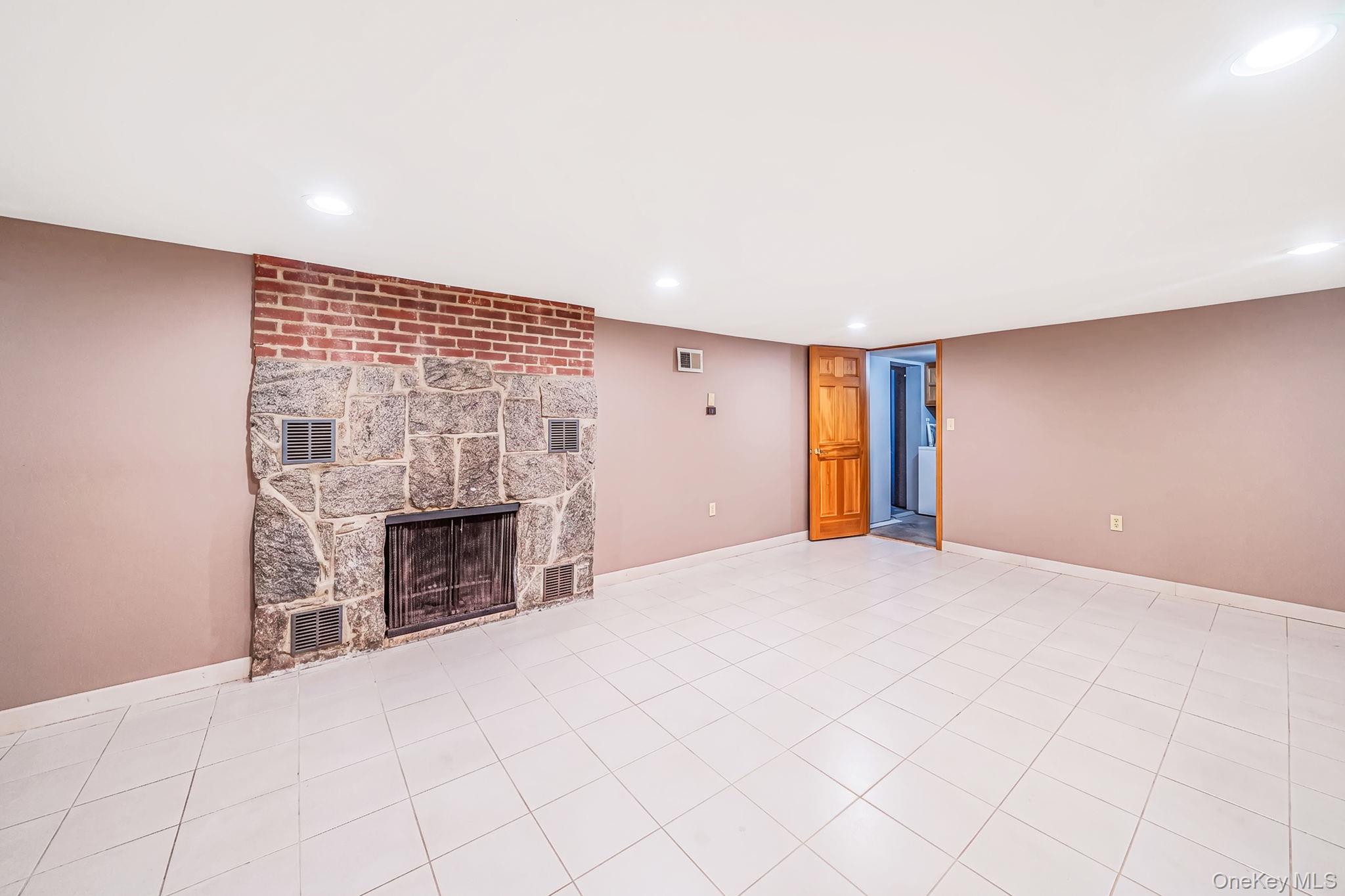 92 Parkhill Avenue