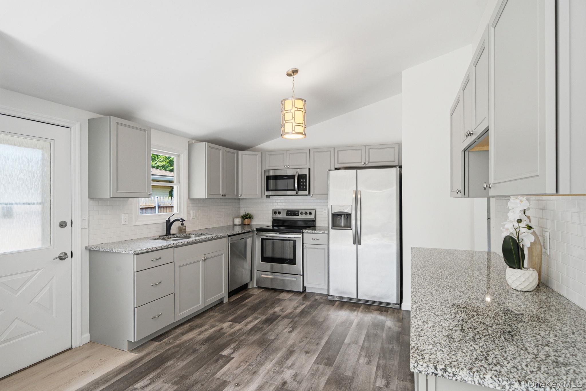 28 Ashwood Drive