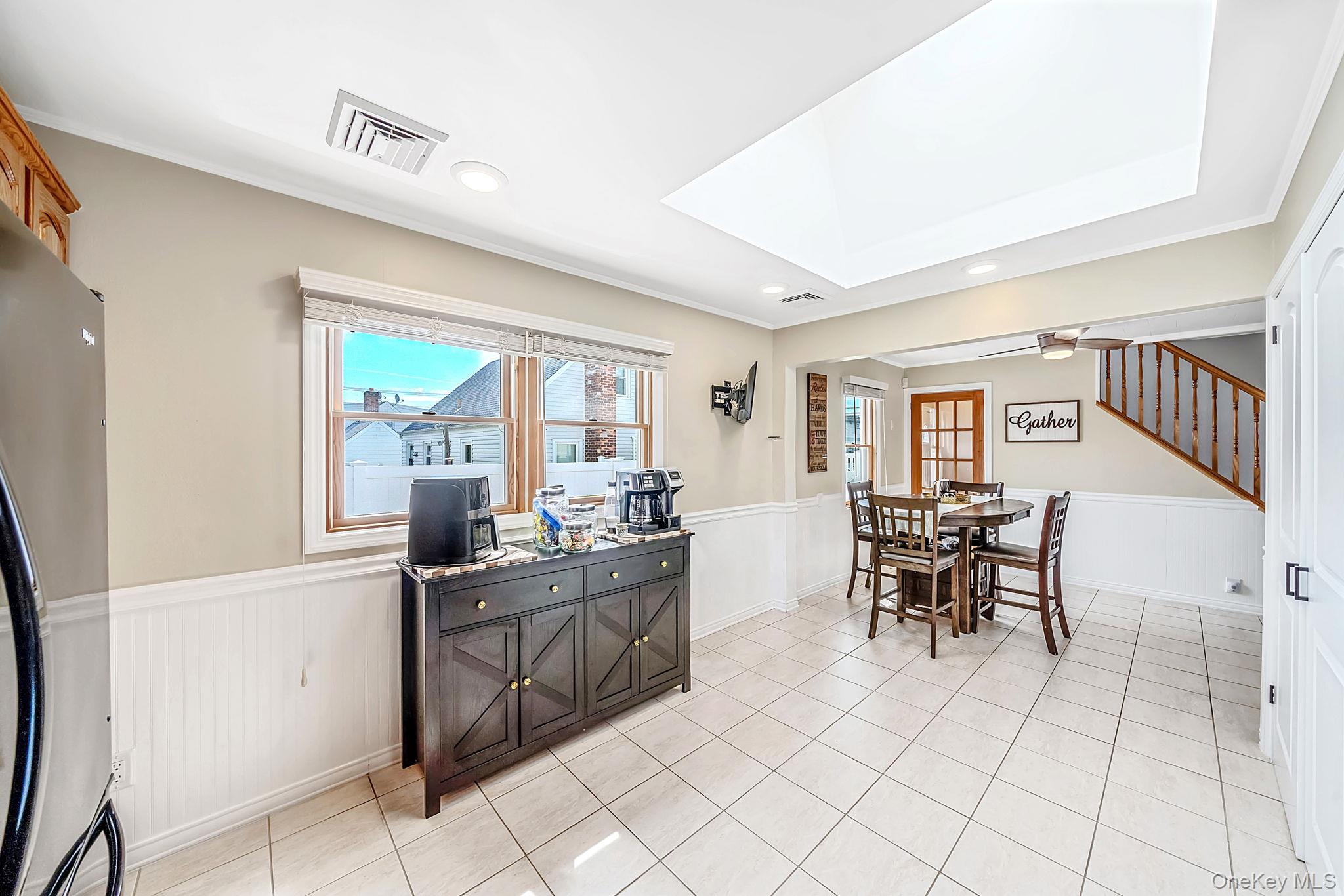 525 Secatogue Avenue