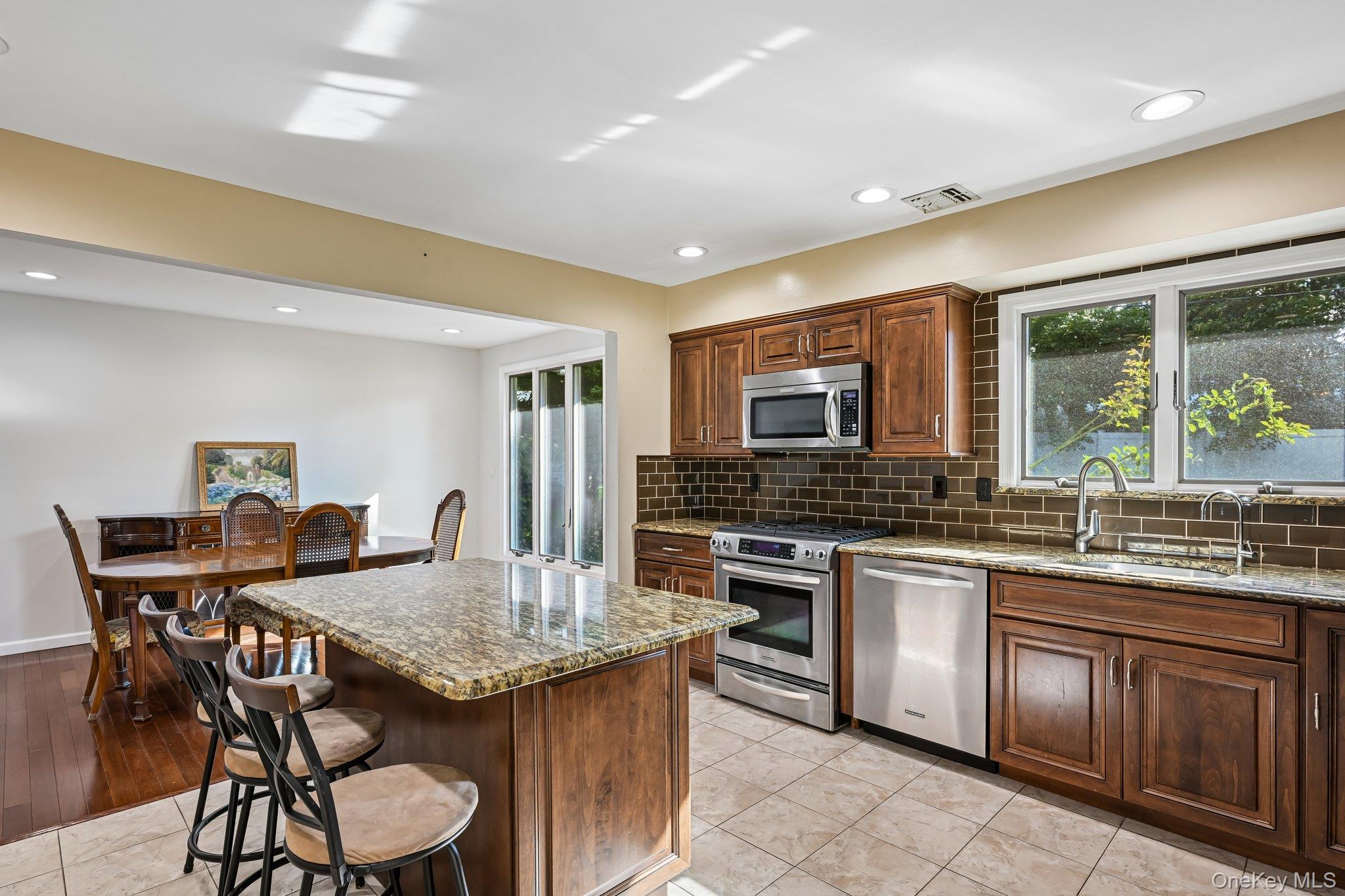 26 Falcon Drive