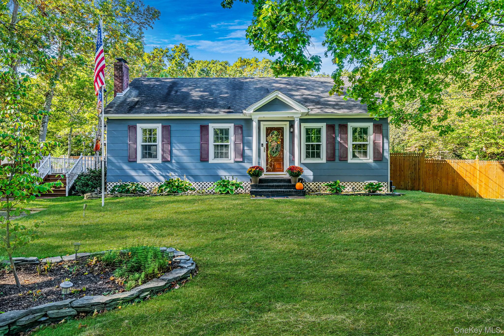 44 Oregon Avenue Medford Ny Us 11763 Key1063696
