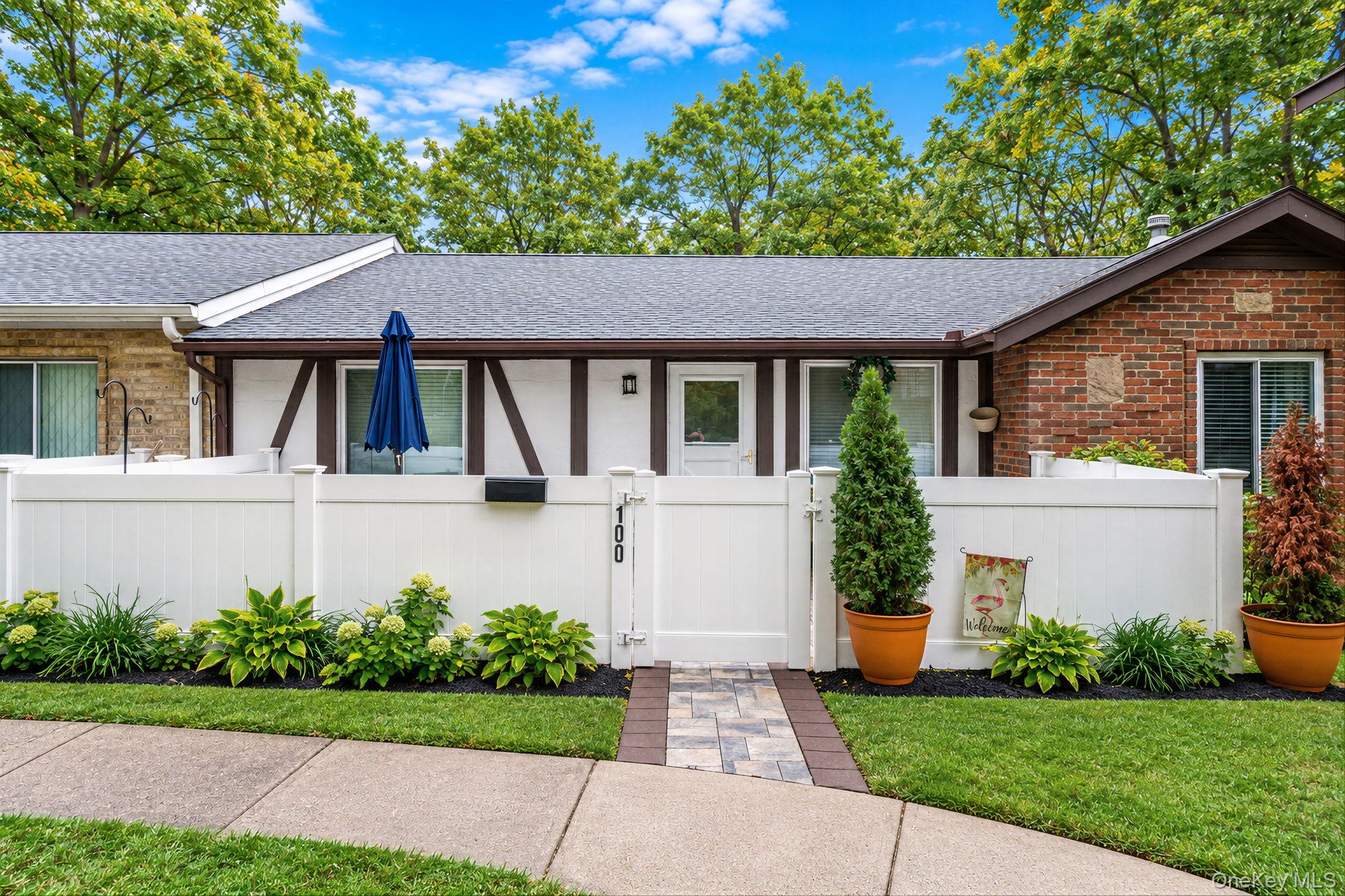 100 Birchwood Road Unit: 100