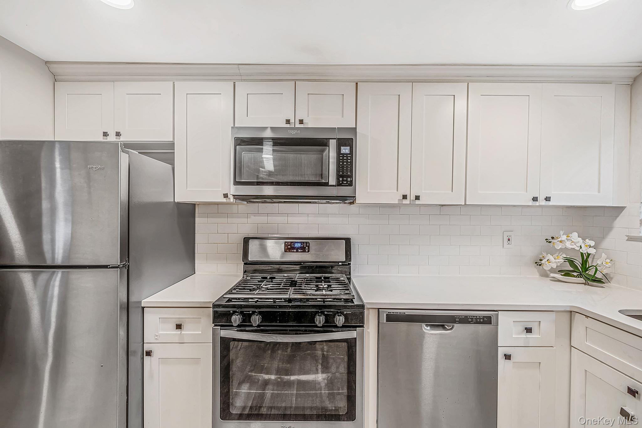 100 Birchwood Road Unit: 100