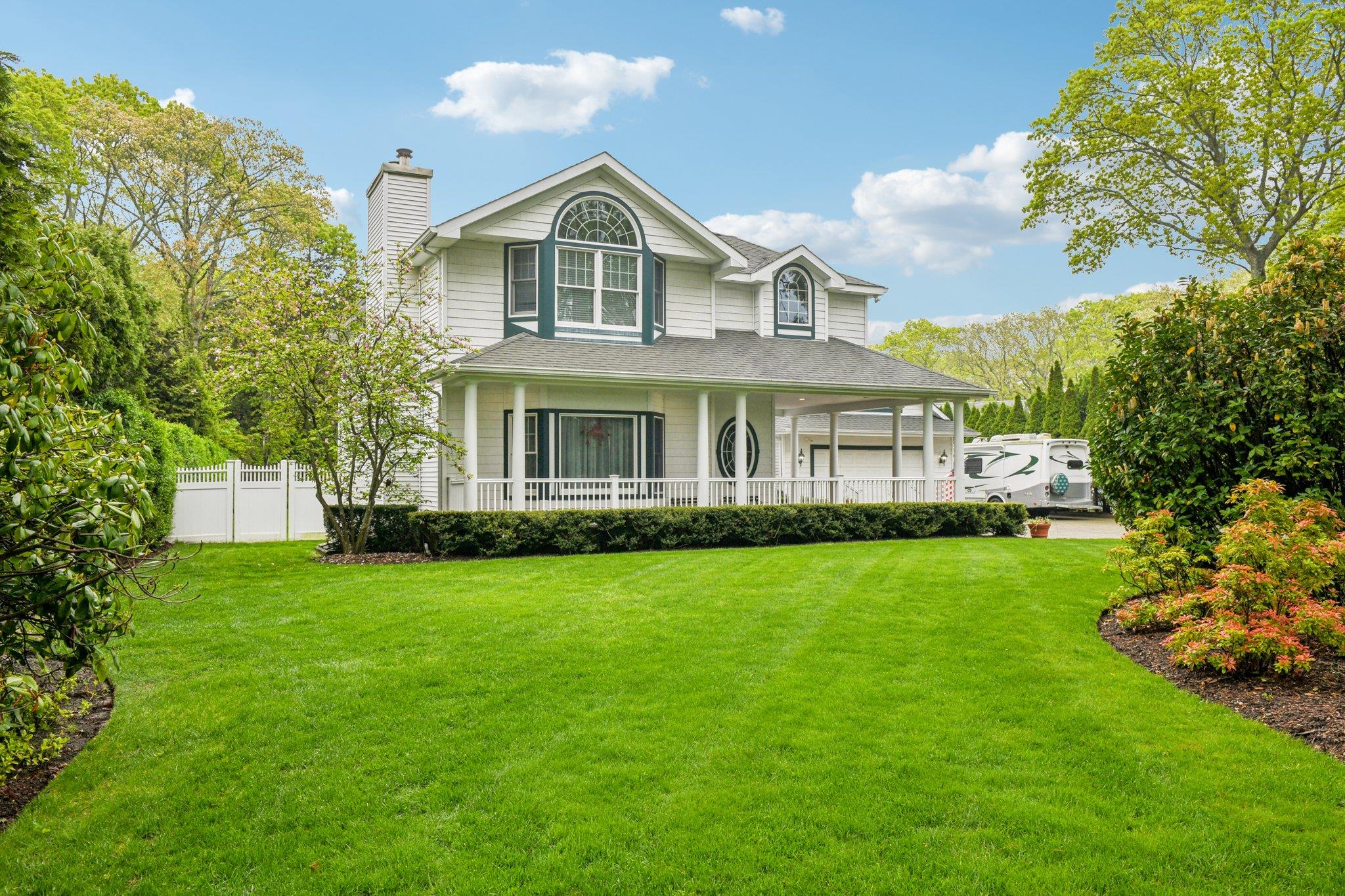 98 Beach Road