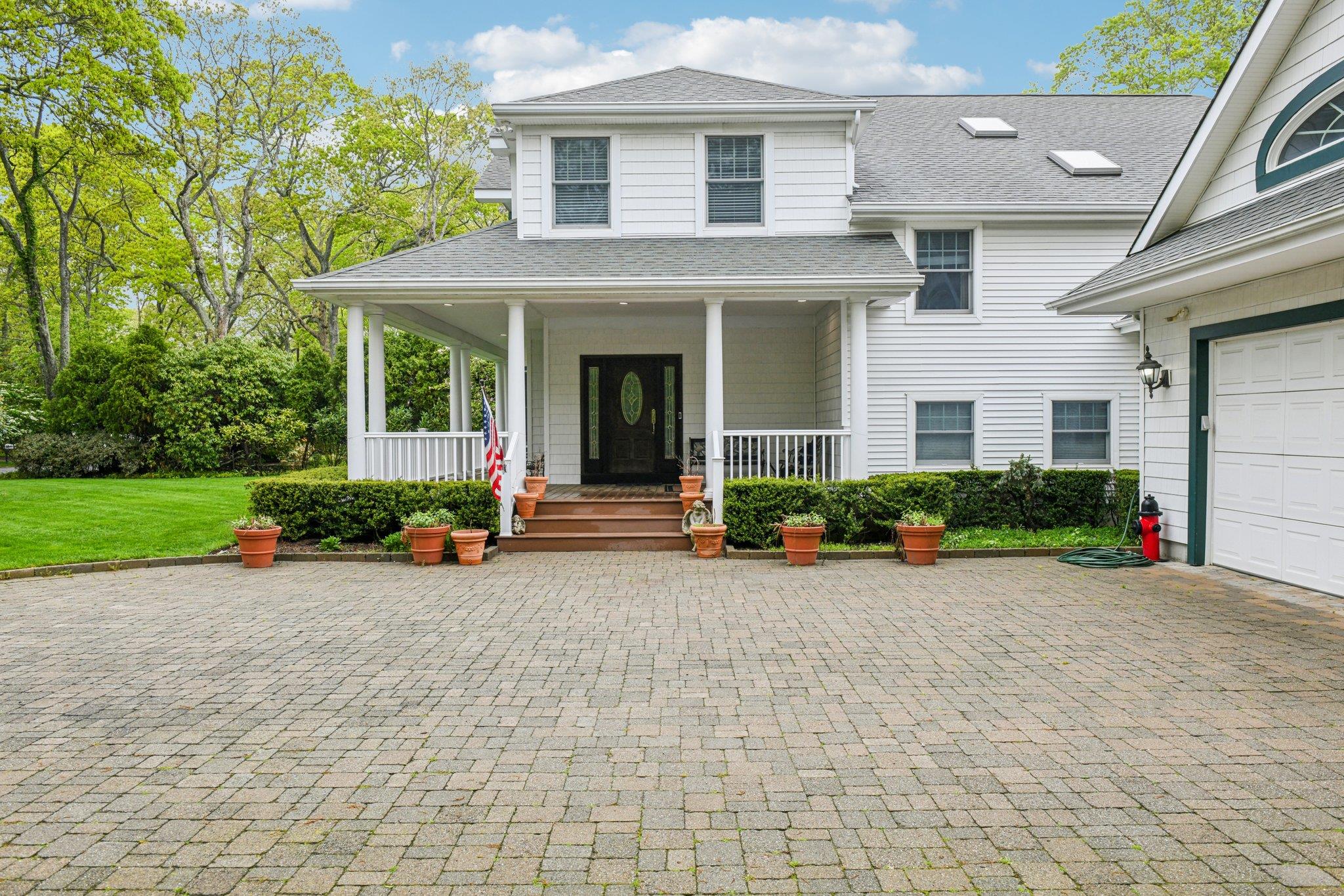 98 Beach Road