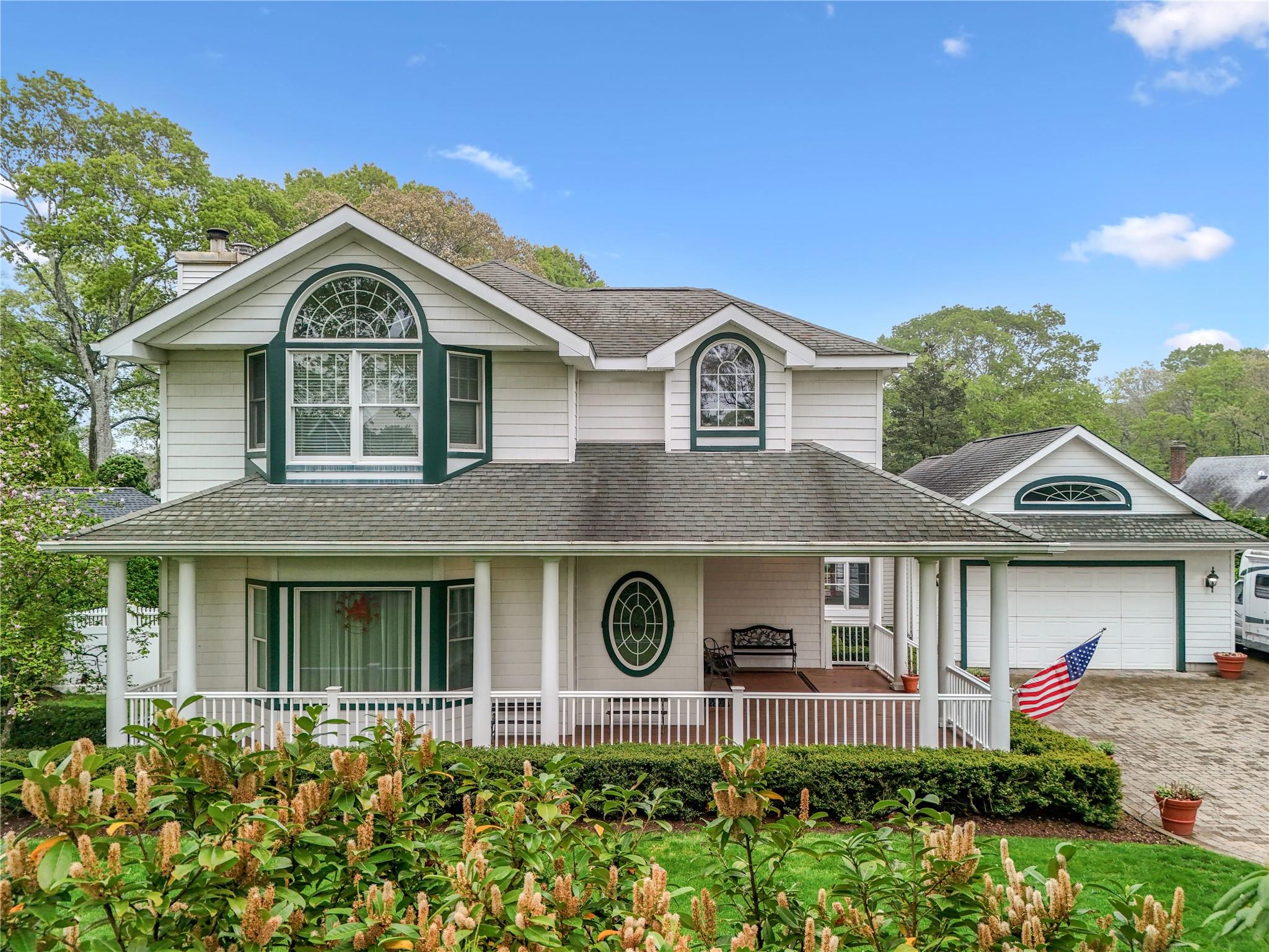 98 Beach Road