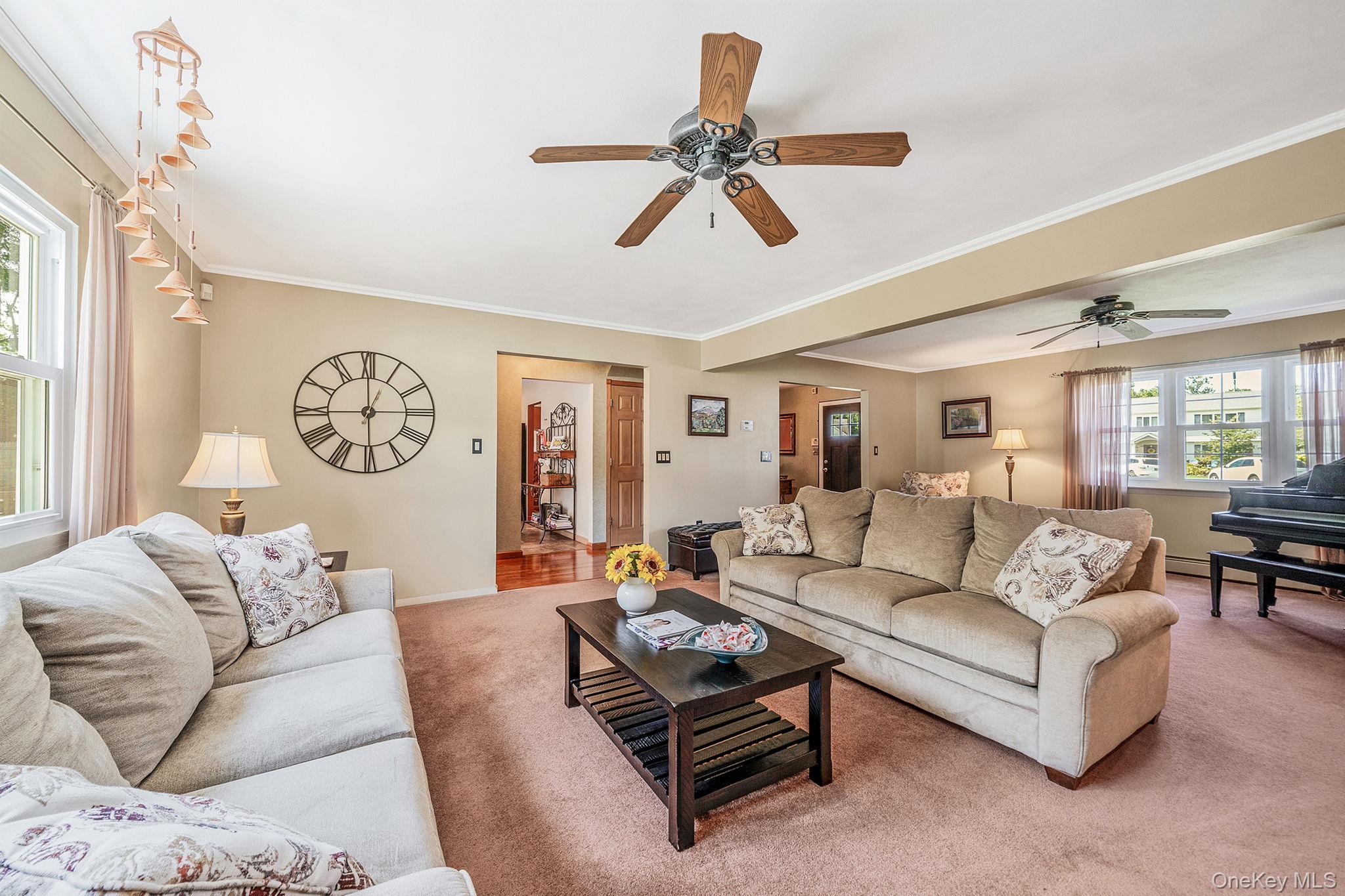 6 Azurean Court