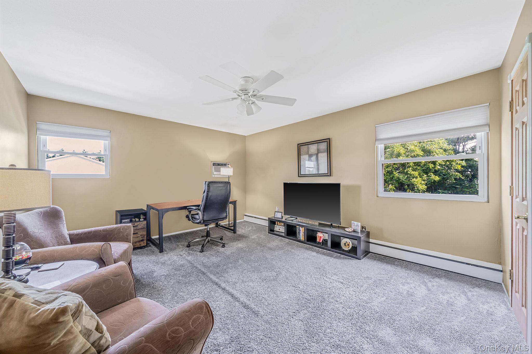 6 Azurean Court