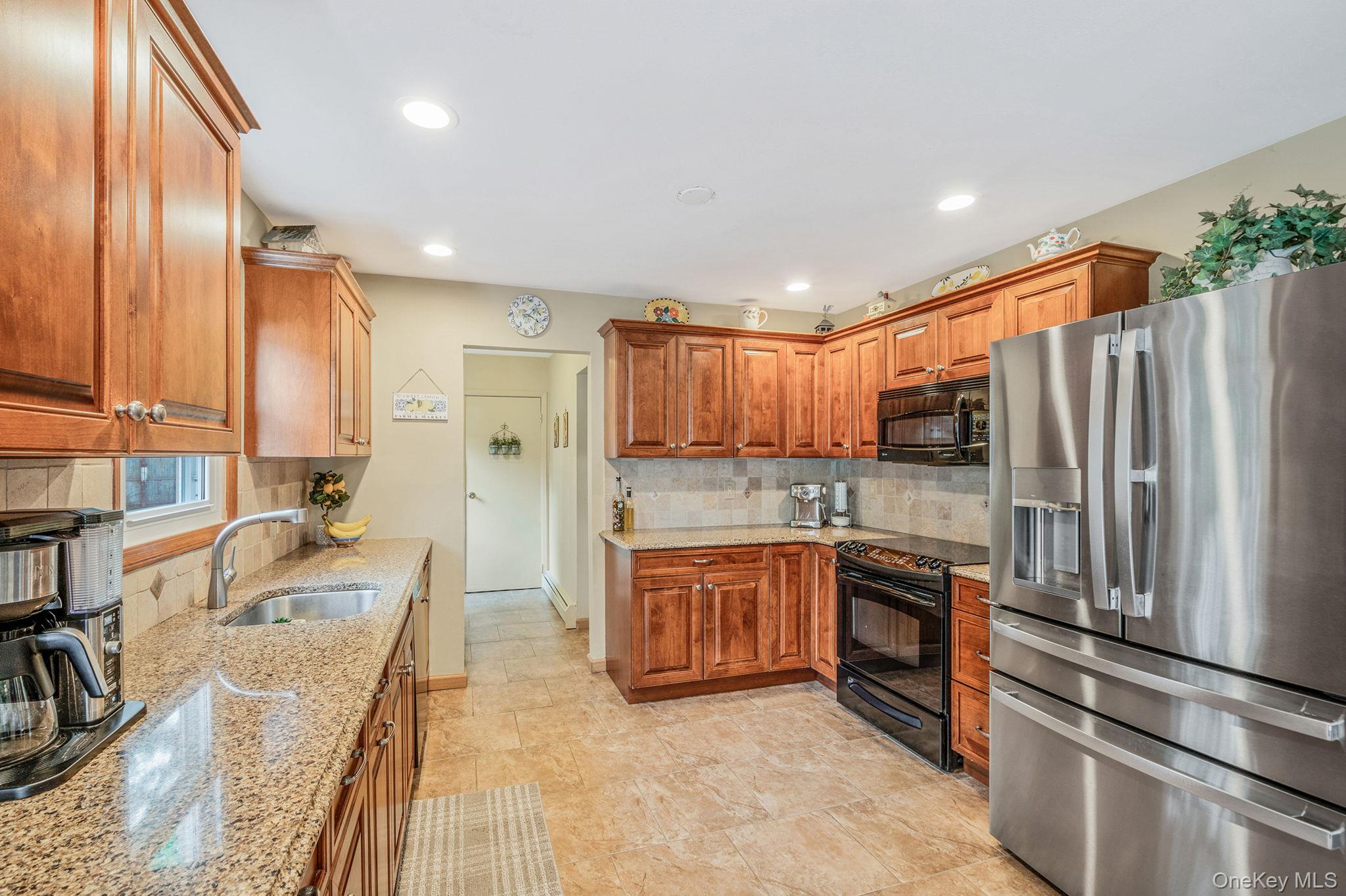 6 Azurean Court