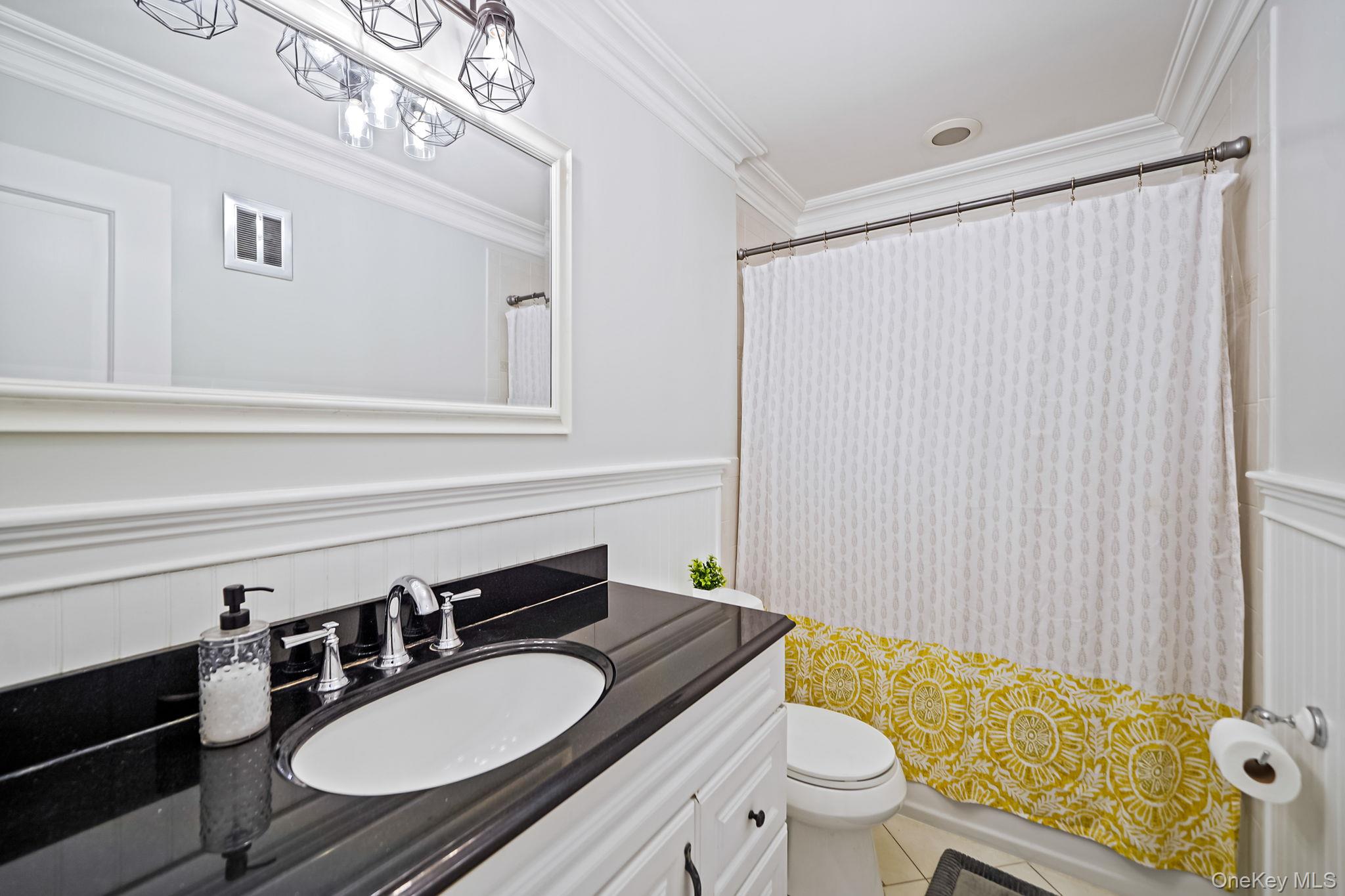 14 Glen Hollow Drive Unit: E2