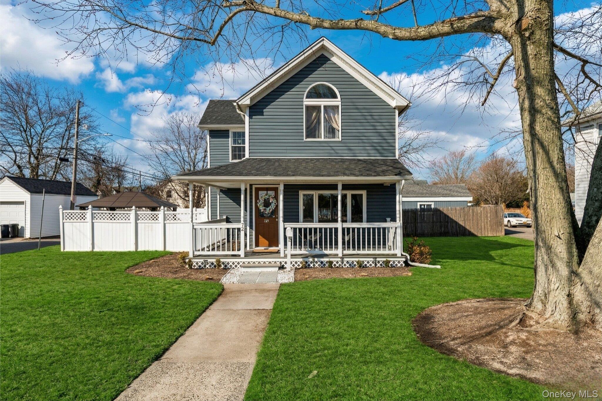 72 Waverly Avenue