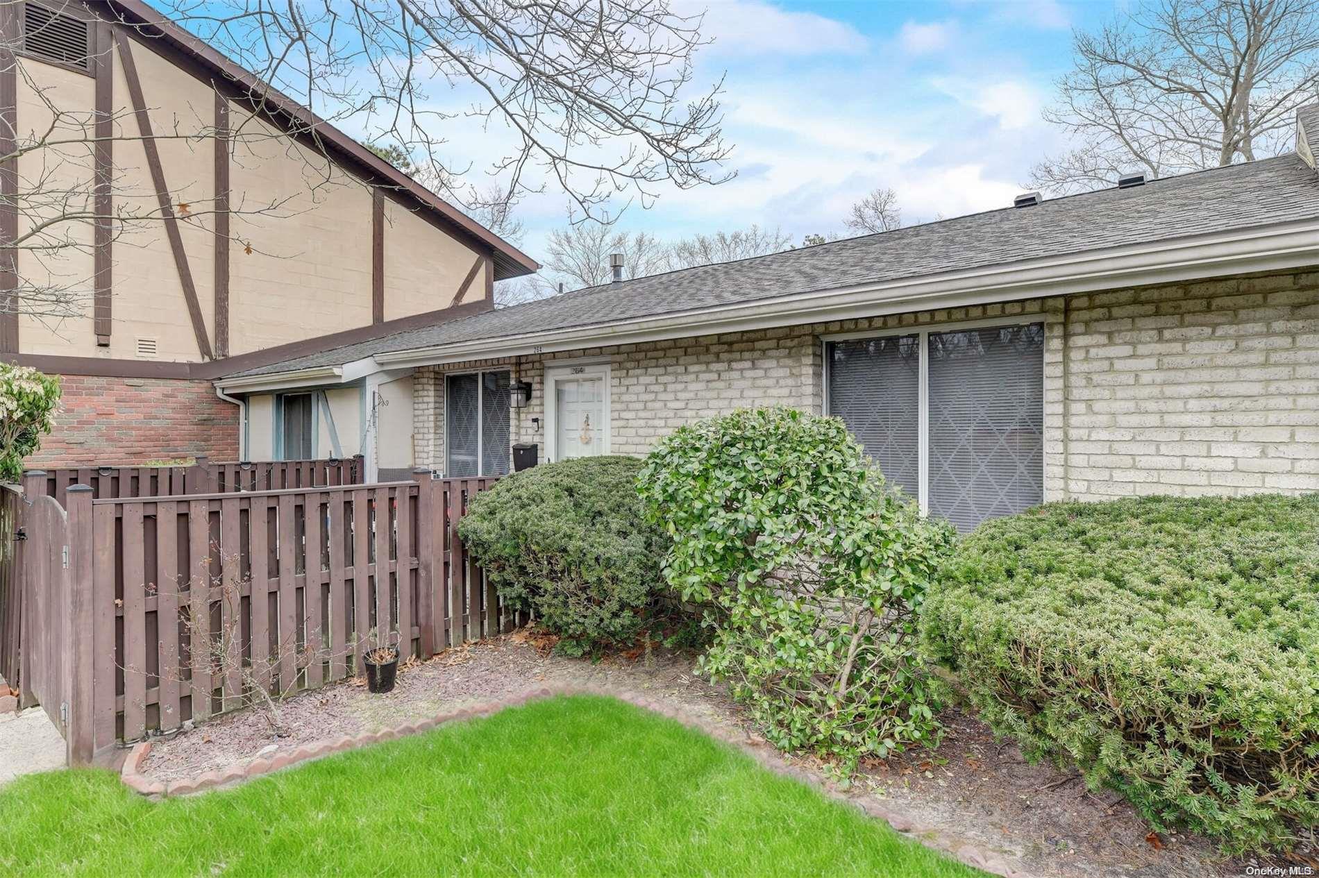 264 Sagamore Hills Drive Unit: 264