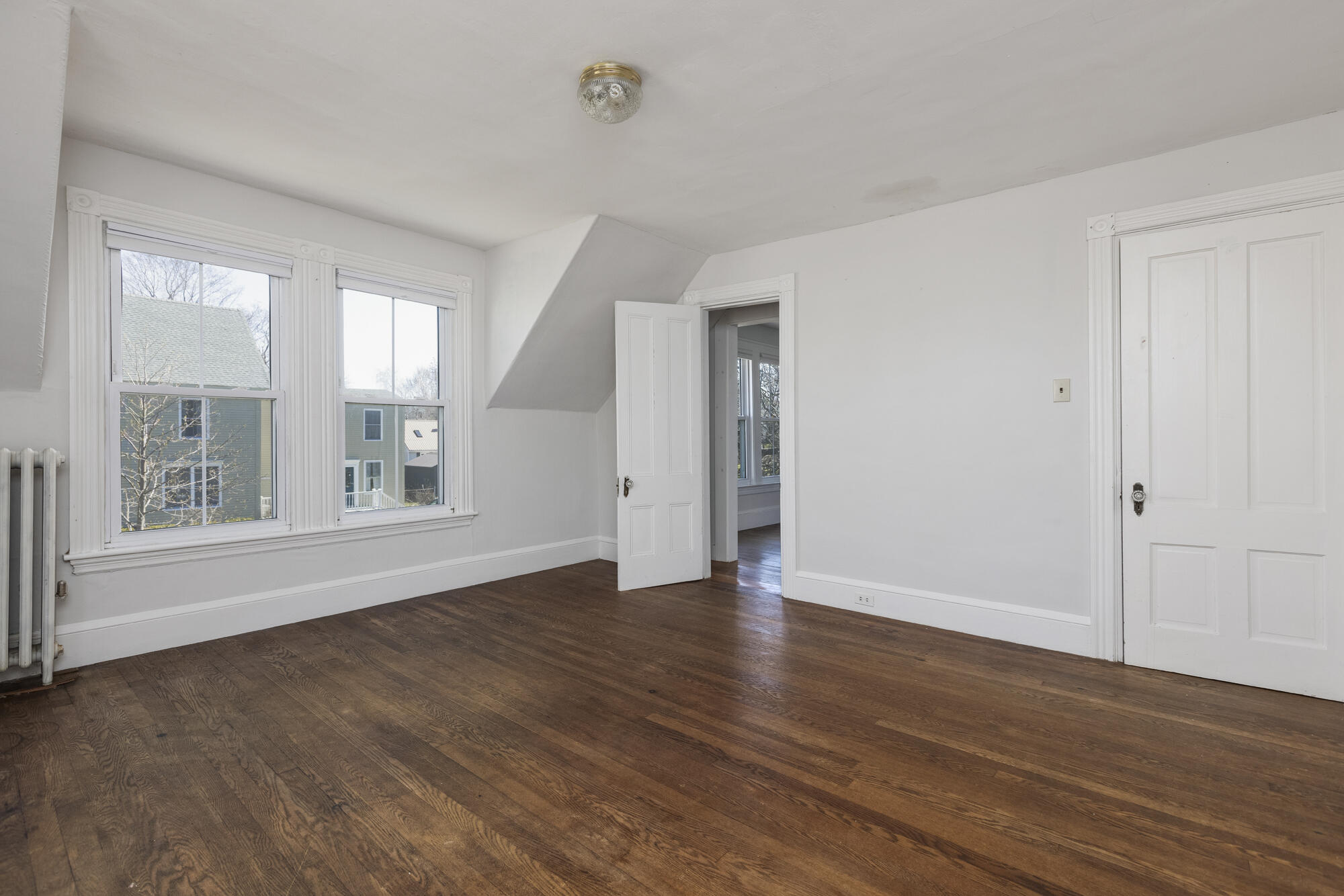 14 Brookside Avenue