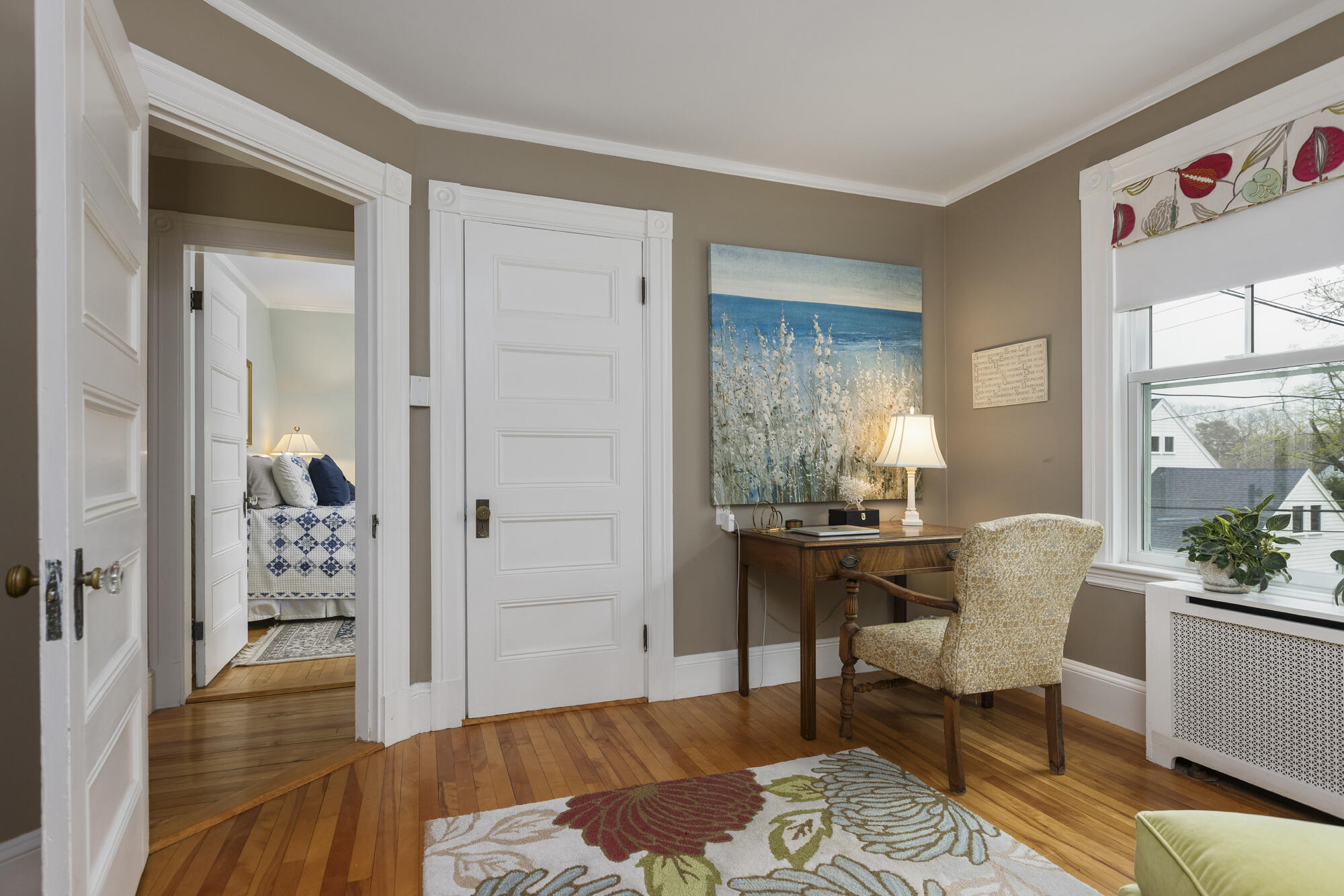 9 Forest Road
