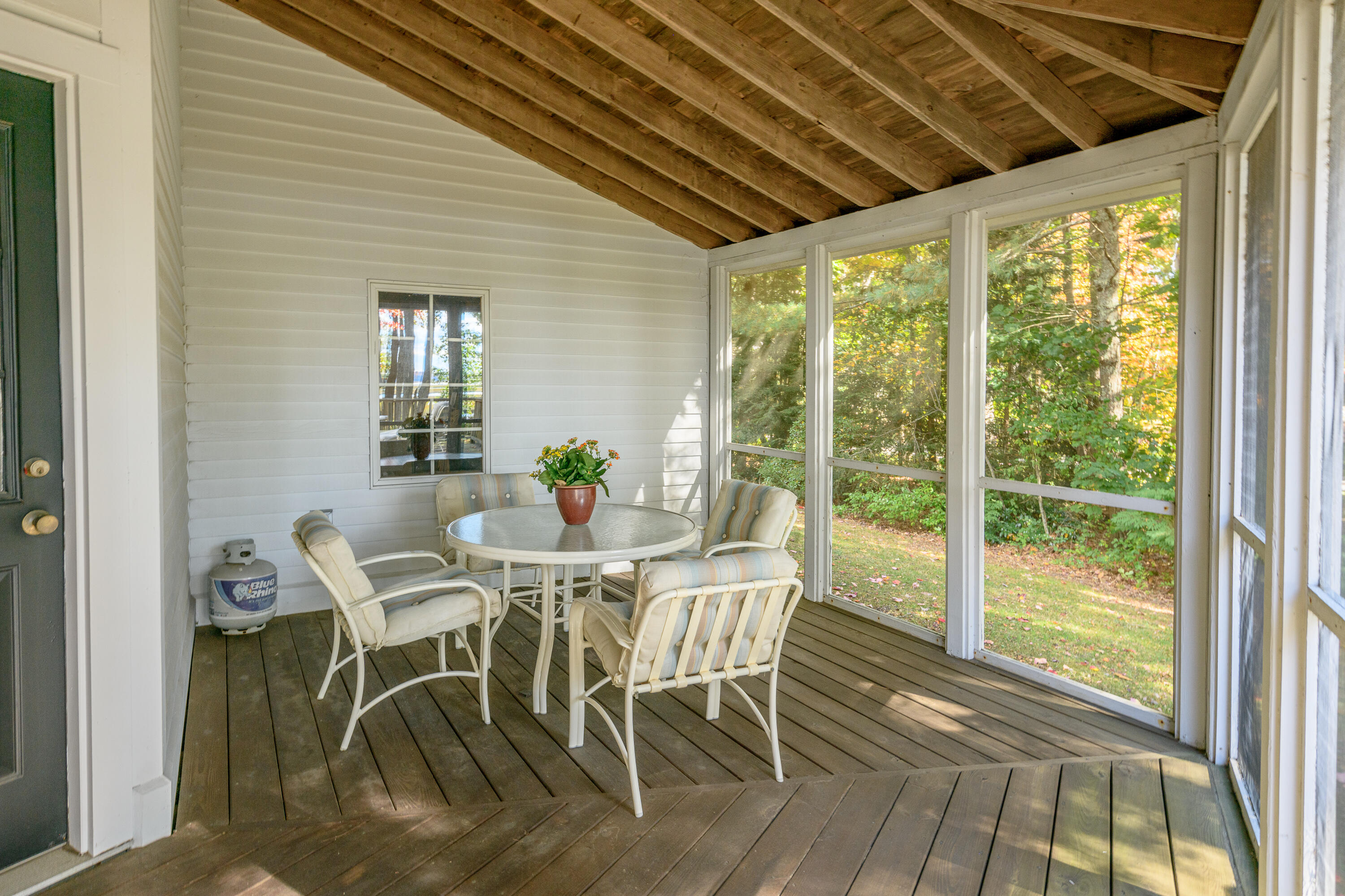 44 Horseshoe Drive