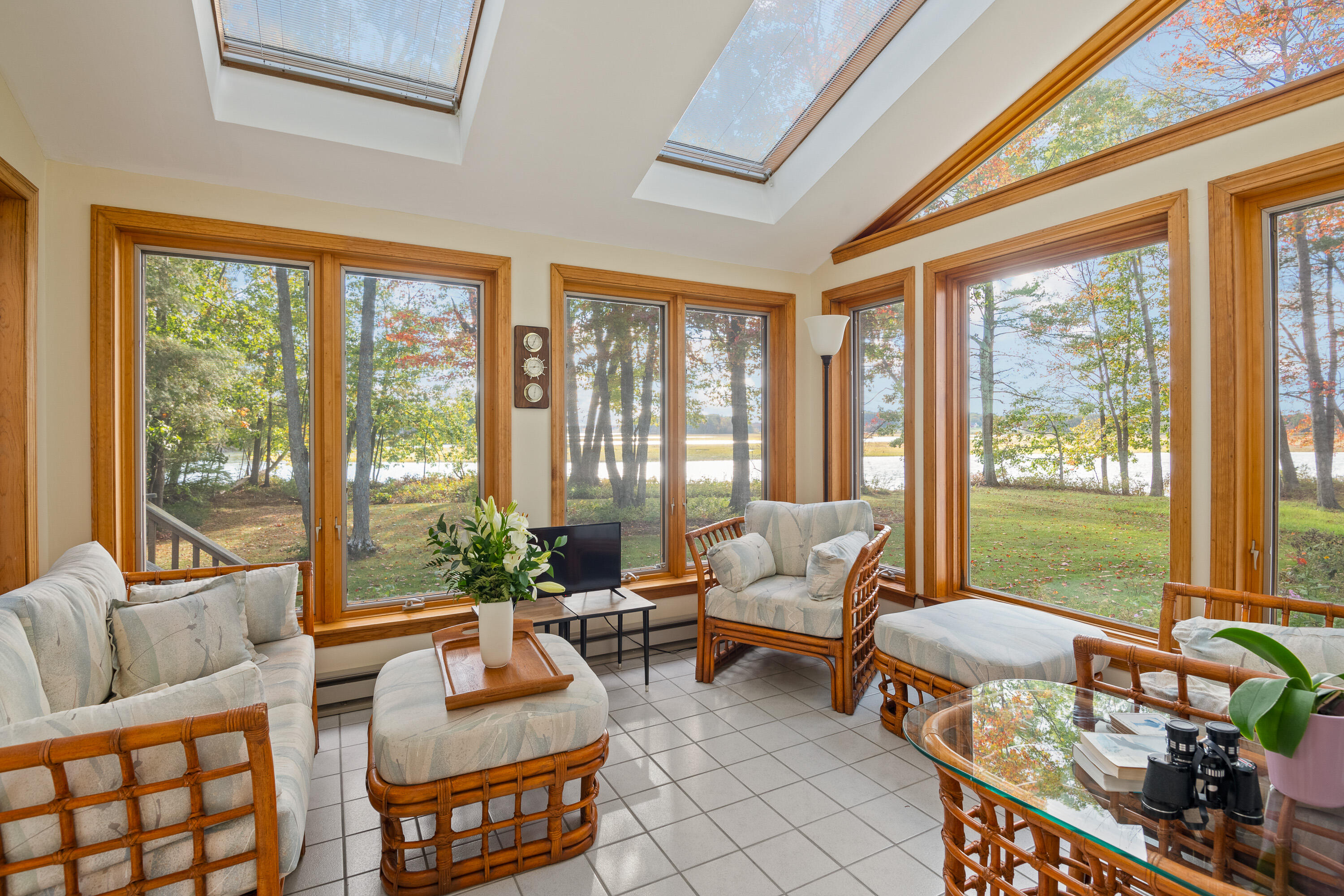 44 Horseshoe Drive