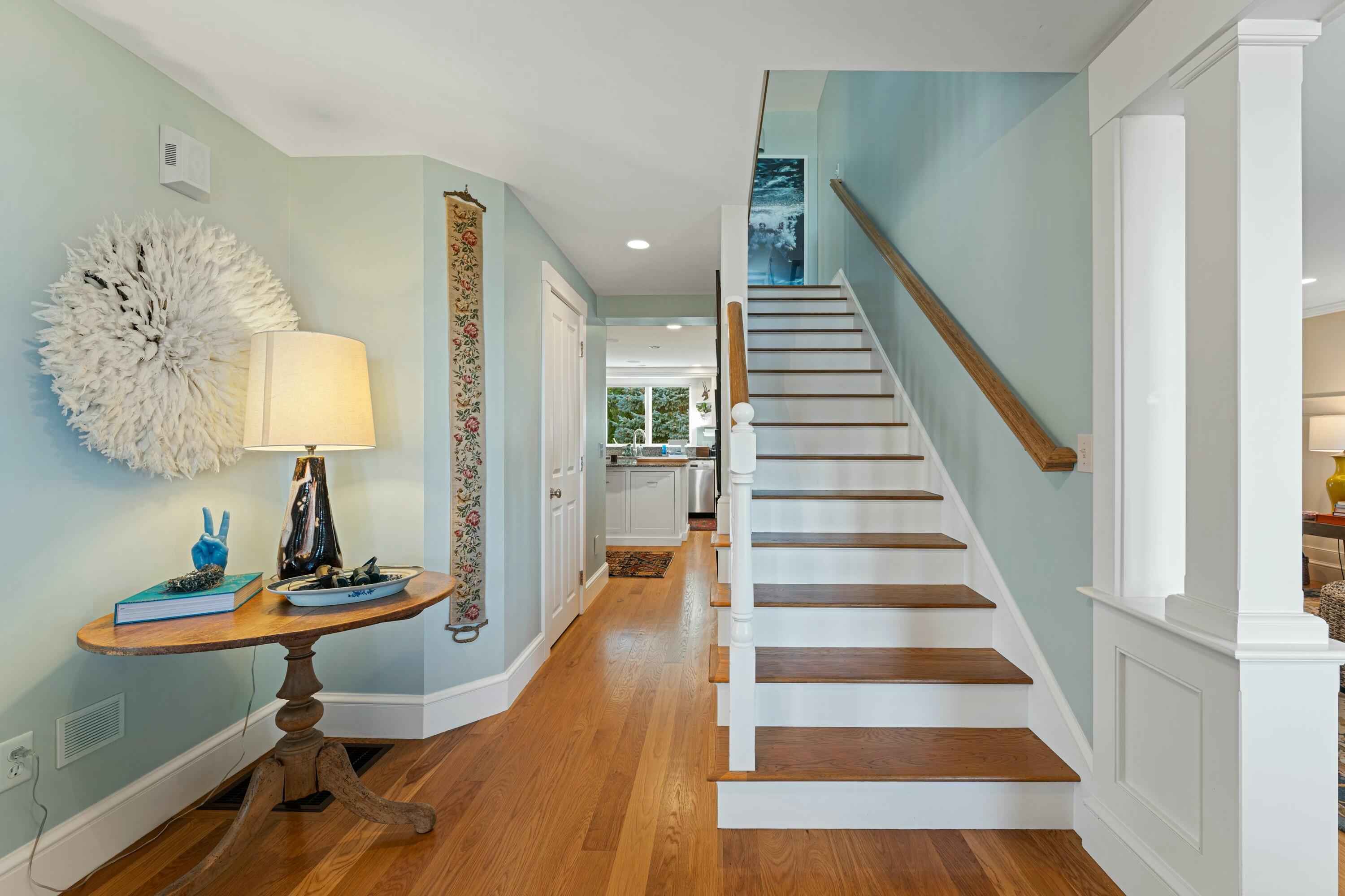 2 Oak Knoll Road