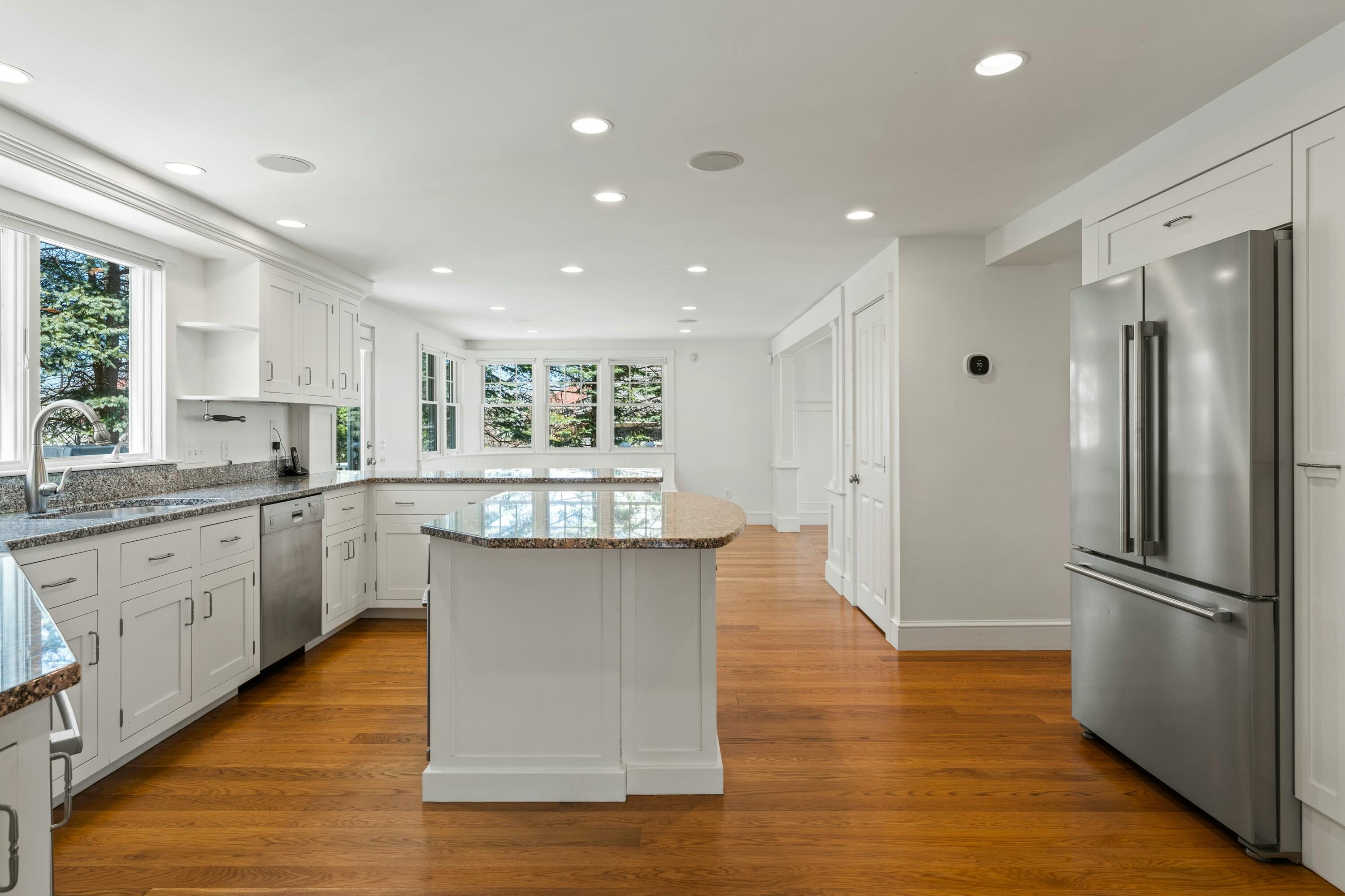 2 Oak Knoll Road