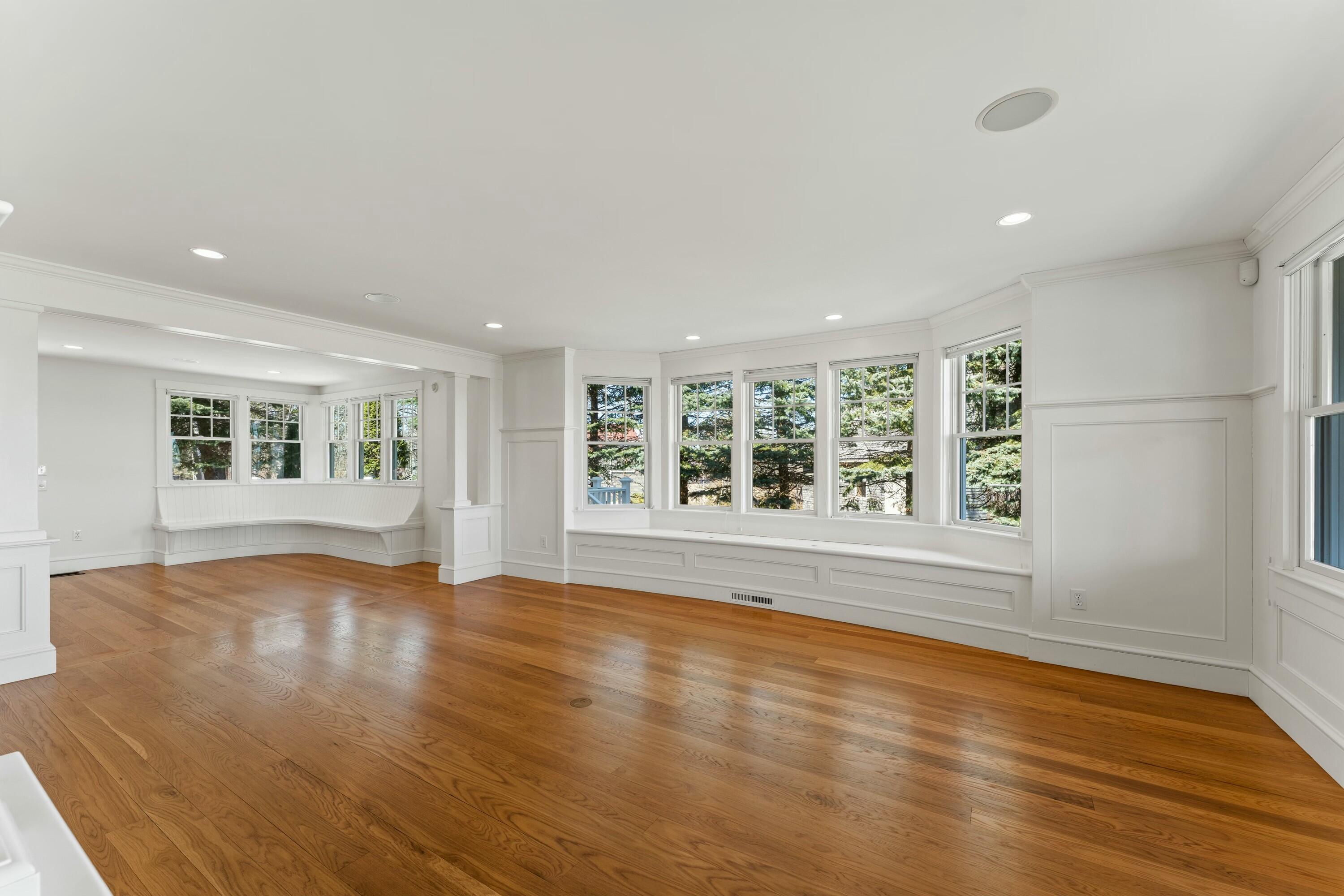 2 Oak Knoll Road