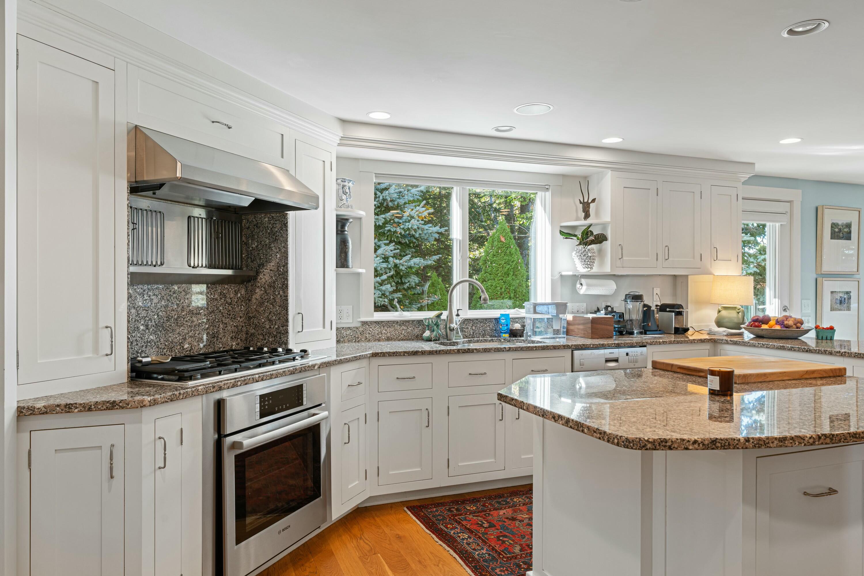 2 Oak Knoll Road