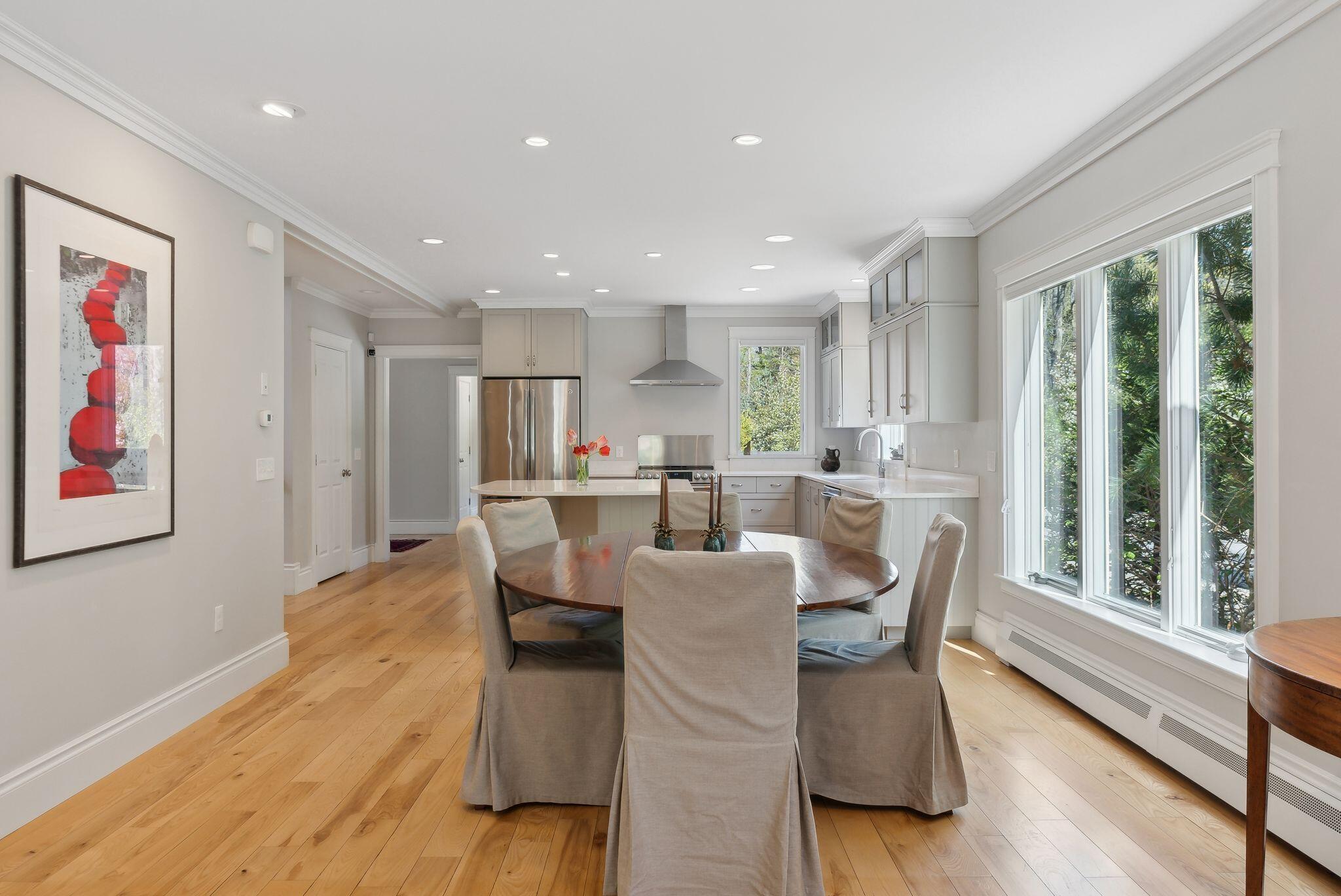 1055 Shore Road