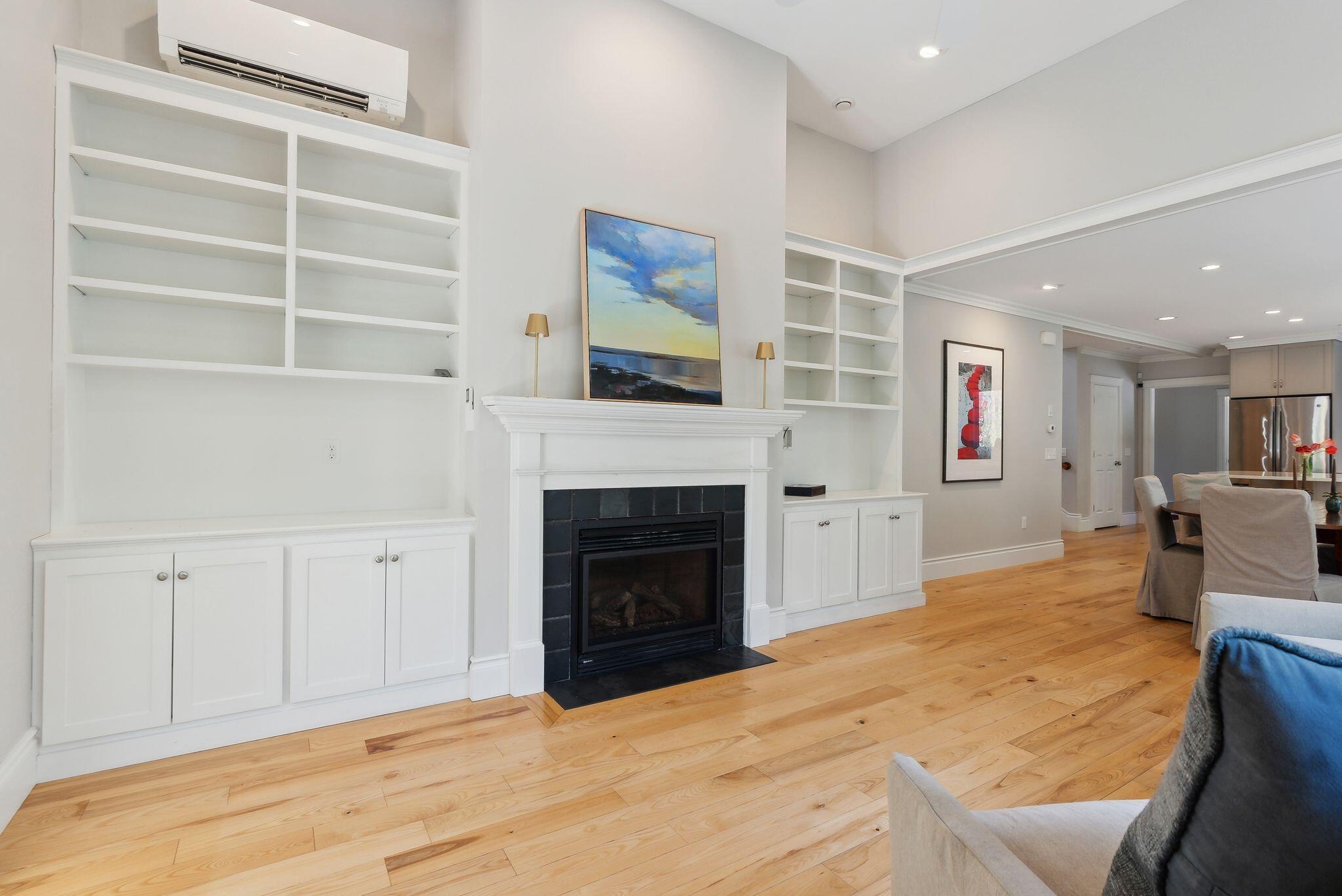 1055 Shore Road