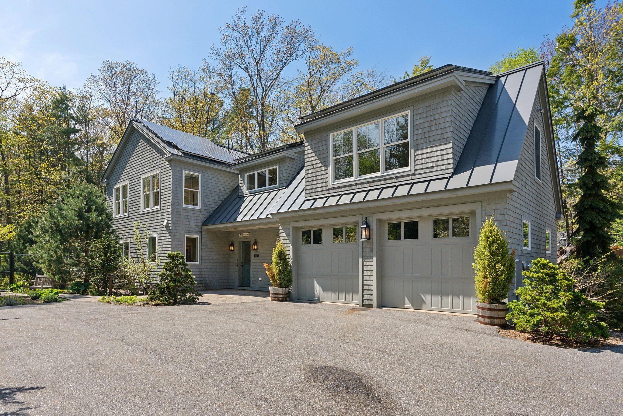 1055 Shore Road