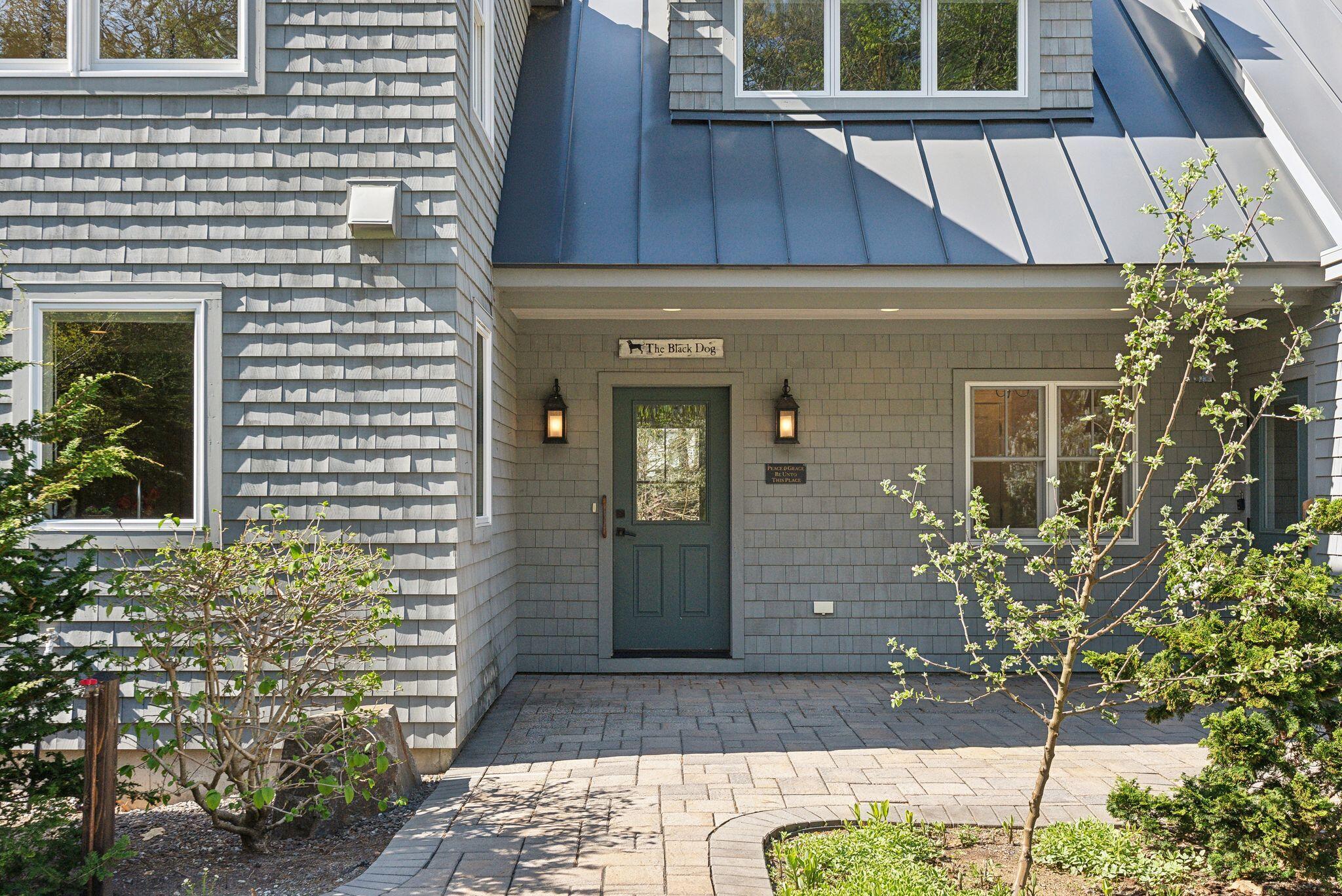 1055 Shore Road