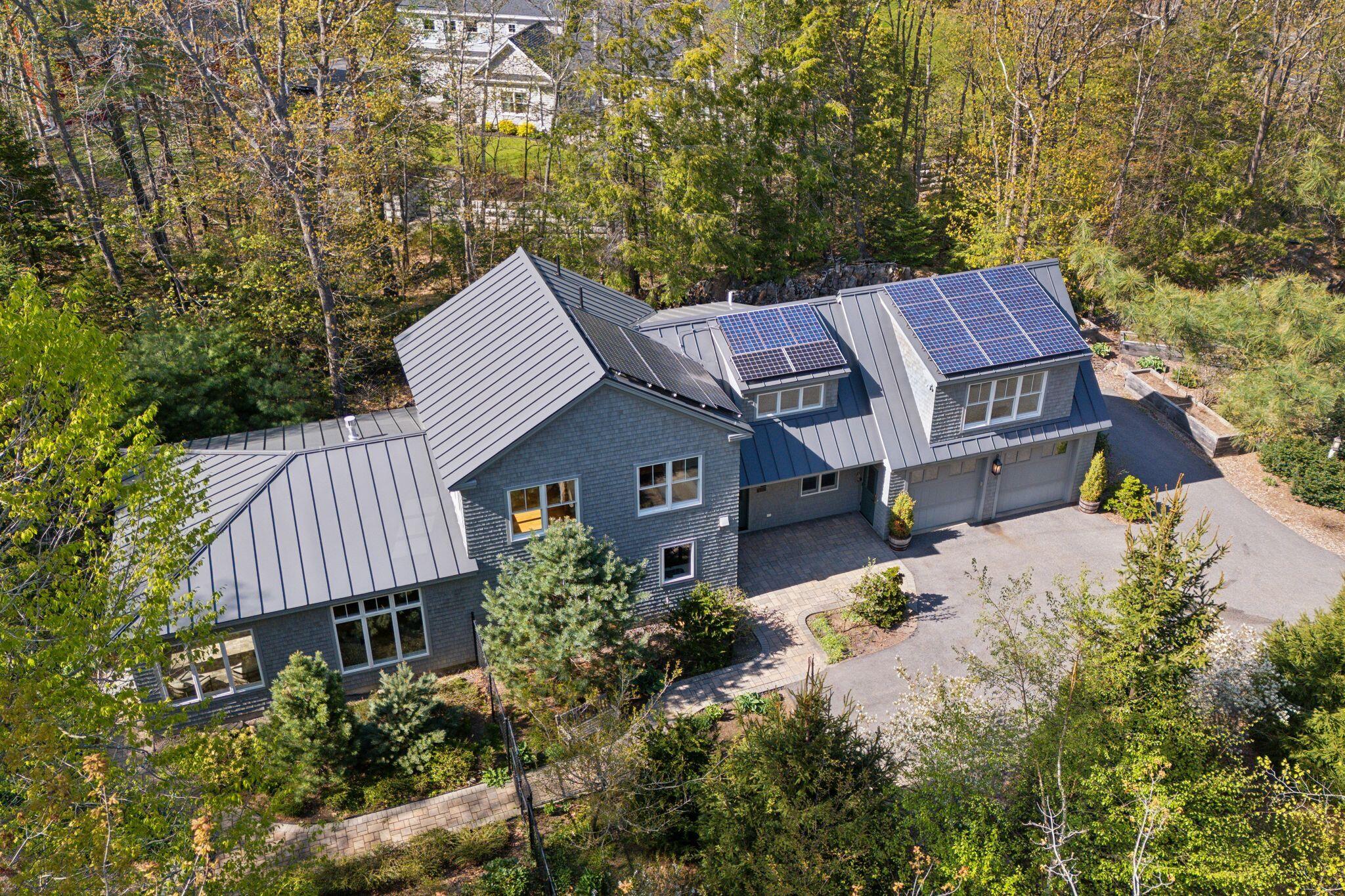 1055 Shore Road