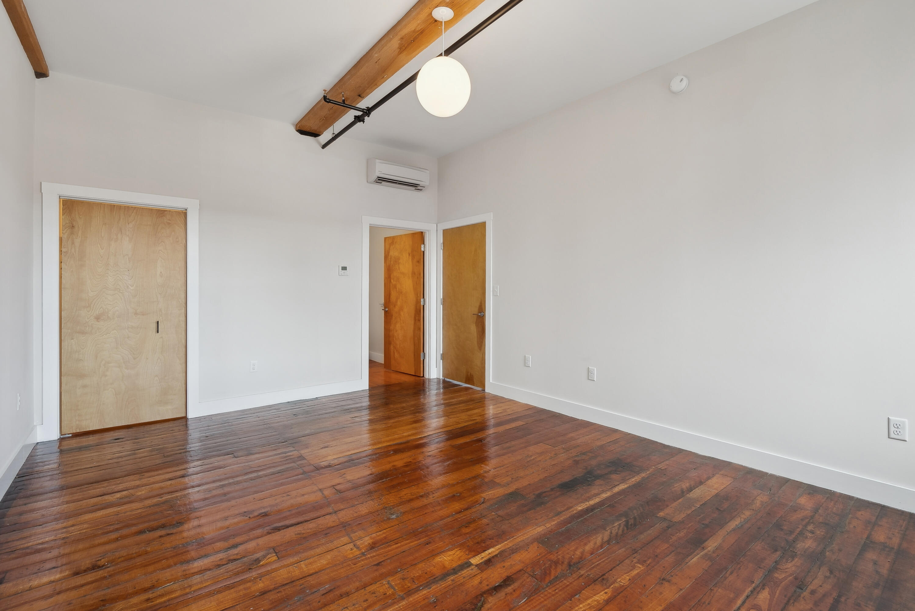 2 Main Street, 15-413