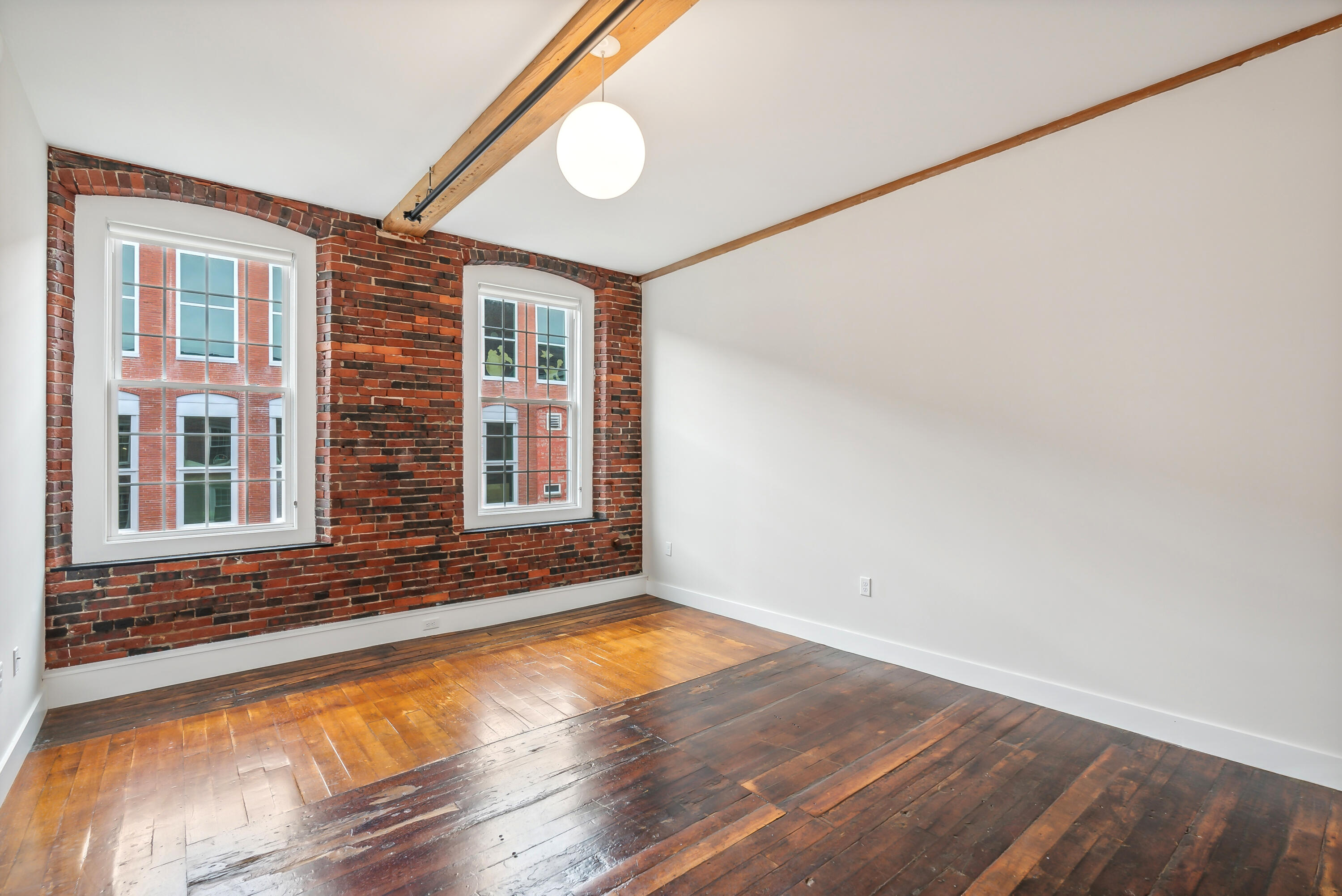 2 Main Street, 15-413