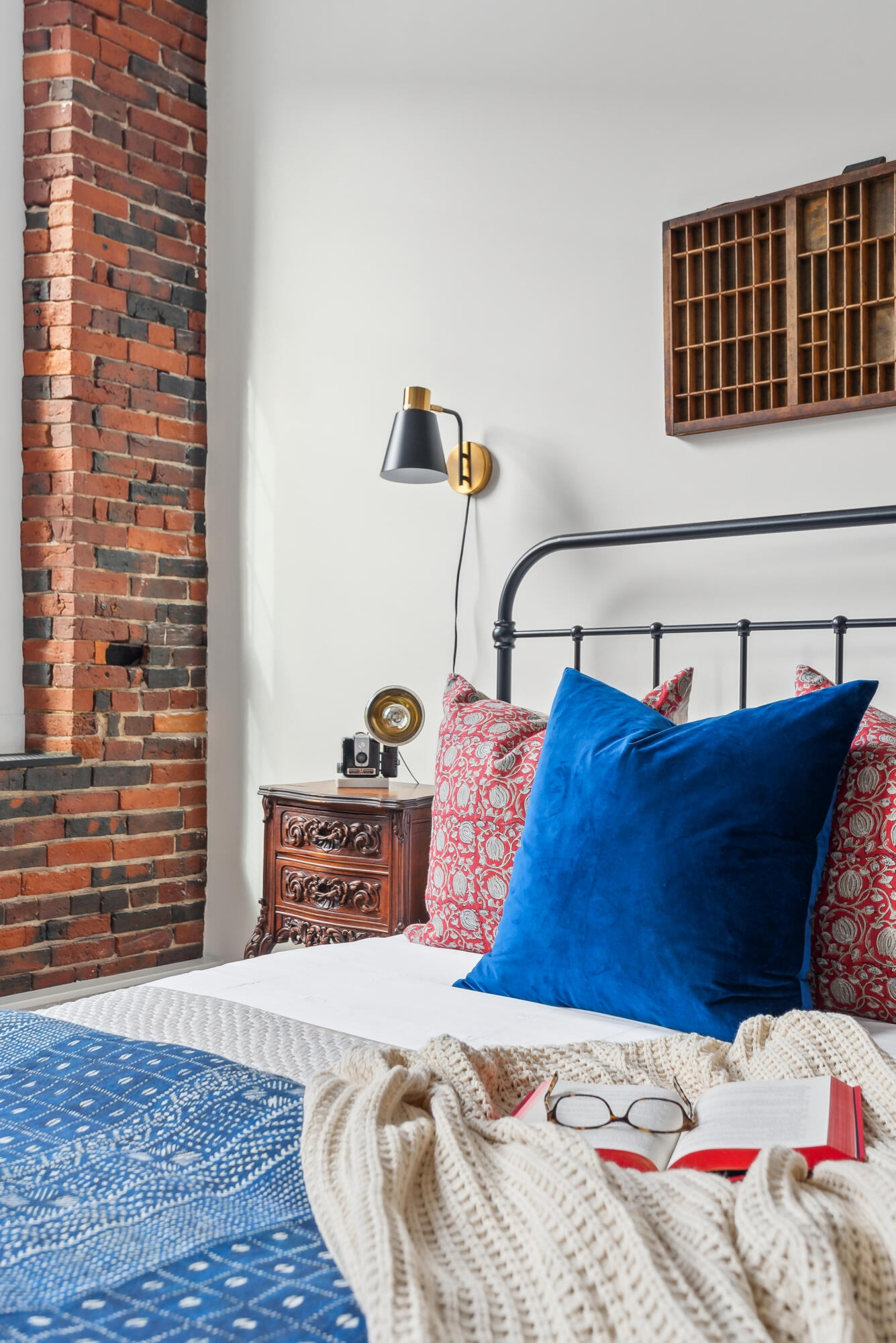 2 Main Street, 15-413