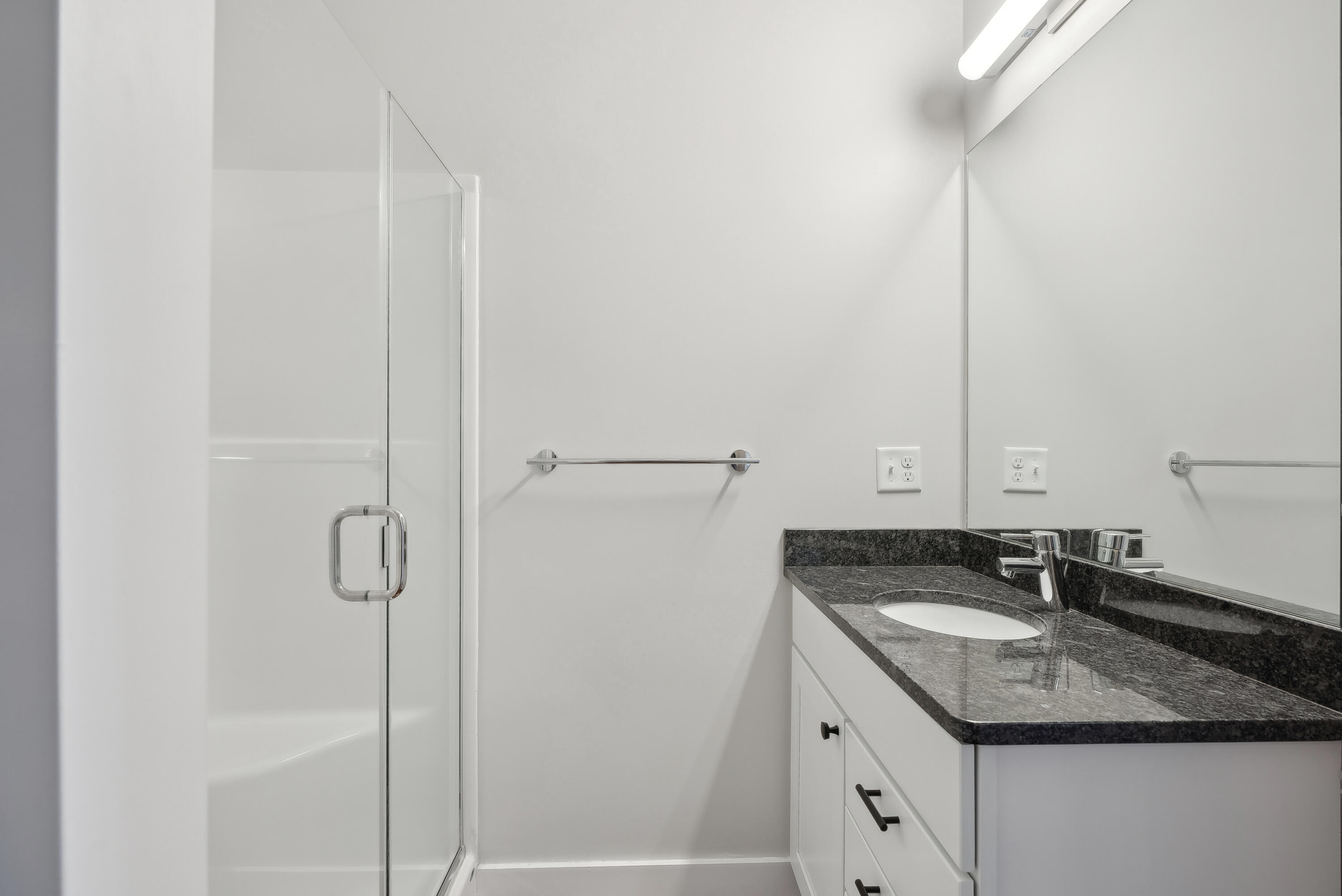 2 Main Street, 15-413